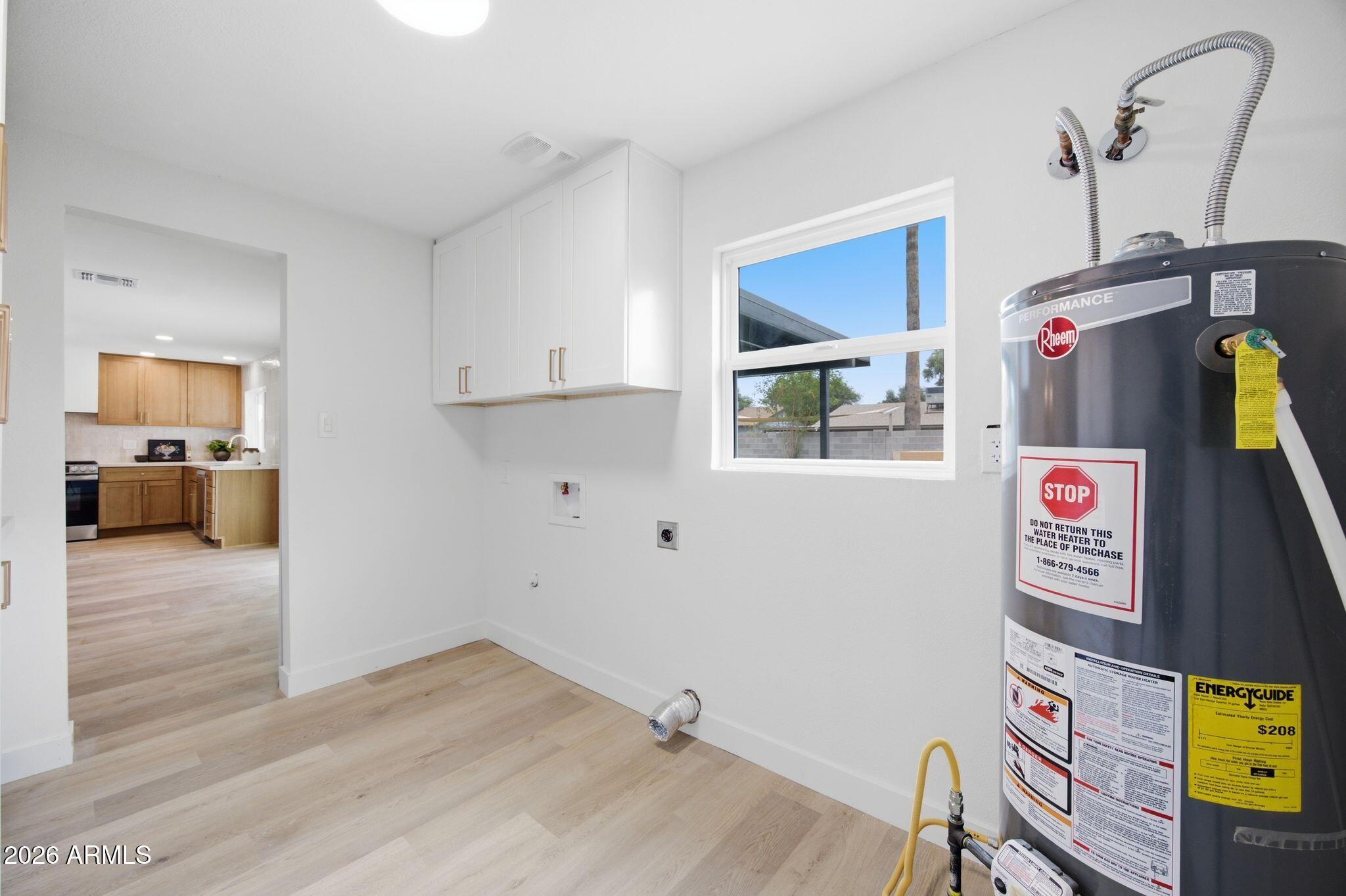 14407 N 37TH Court