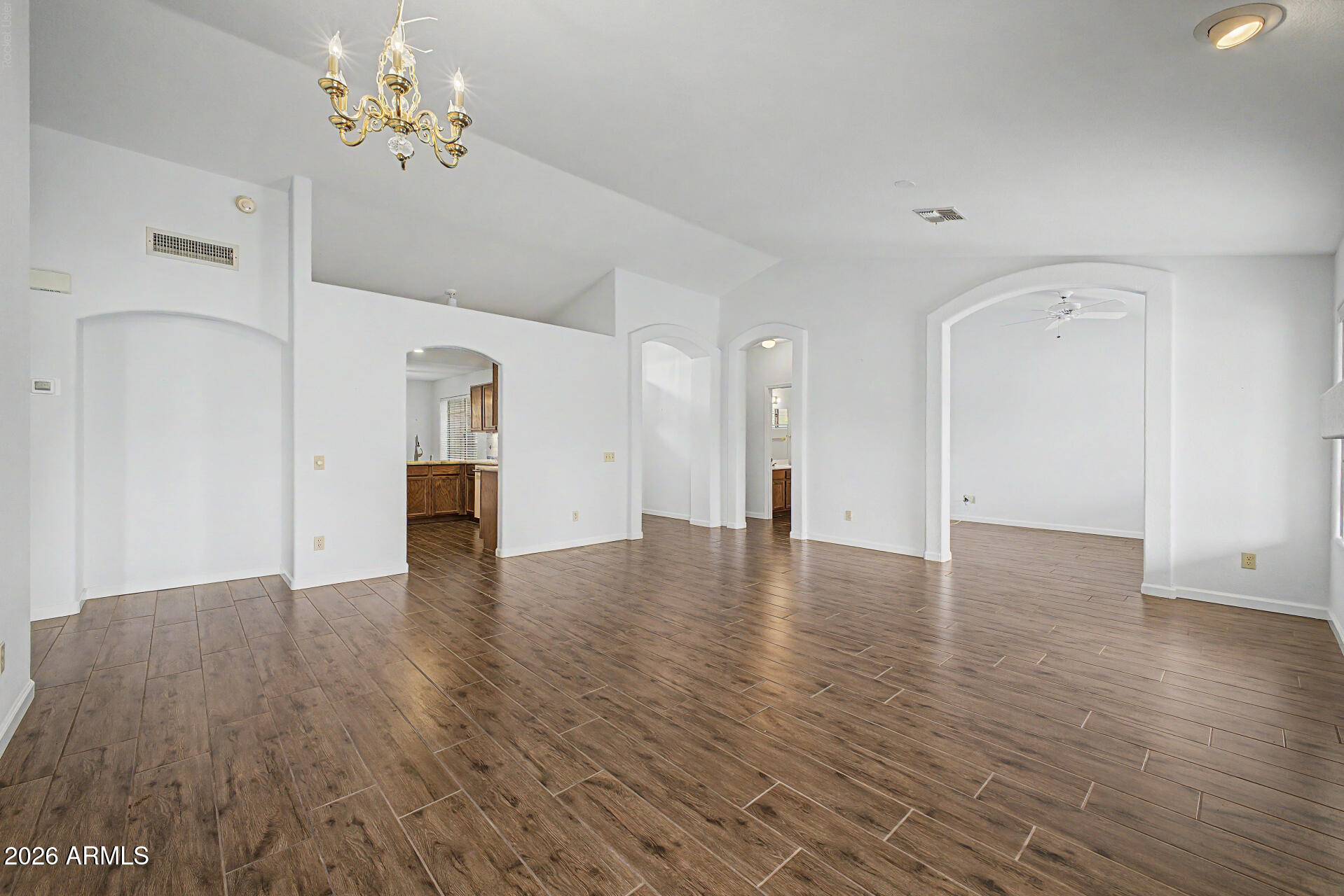 16114 E GLENPOINT Drive
