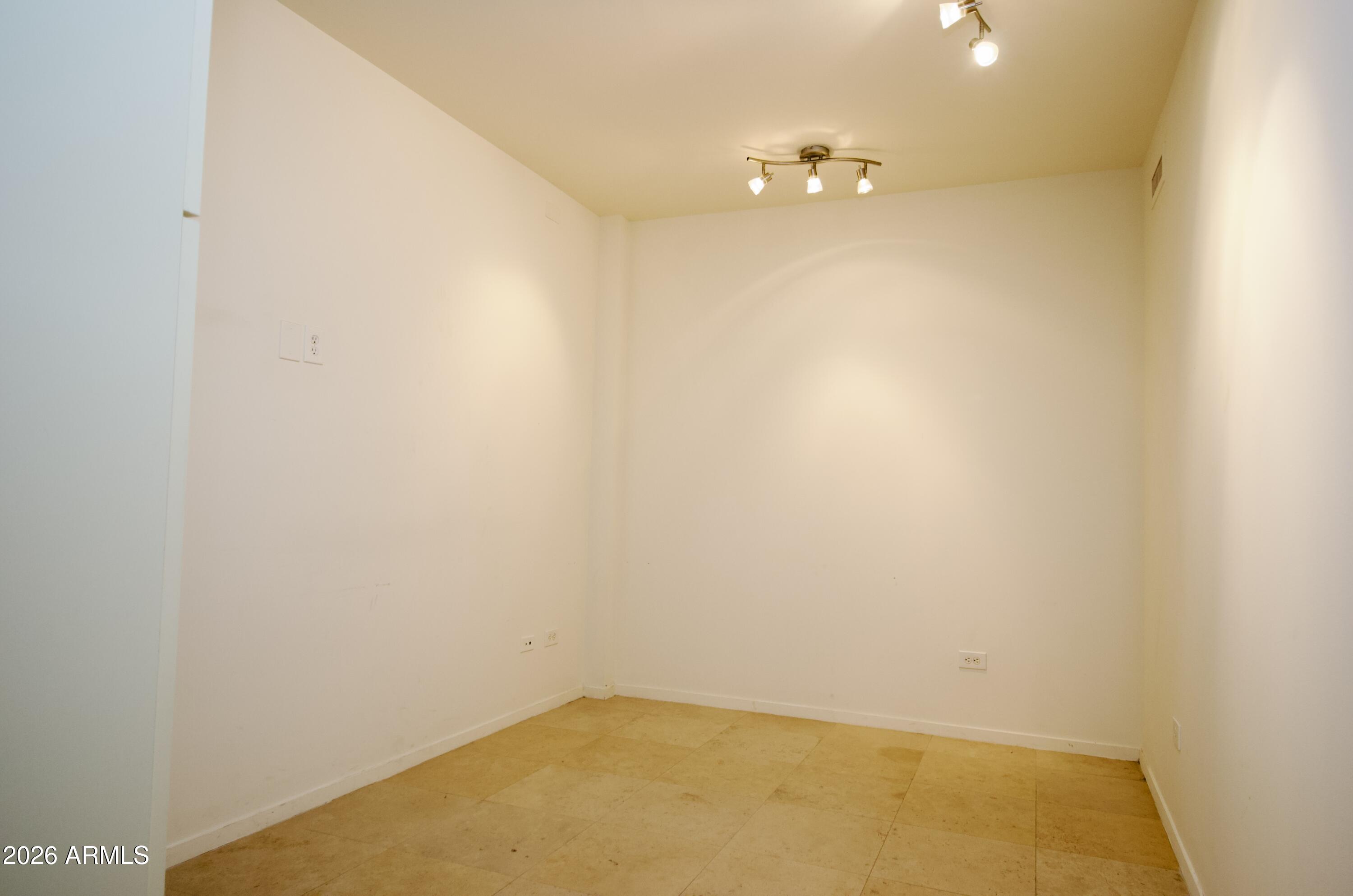 7147 E RANCHO VISTA Drive 3010