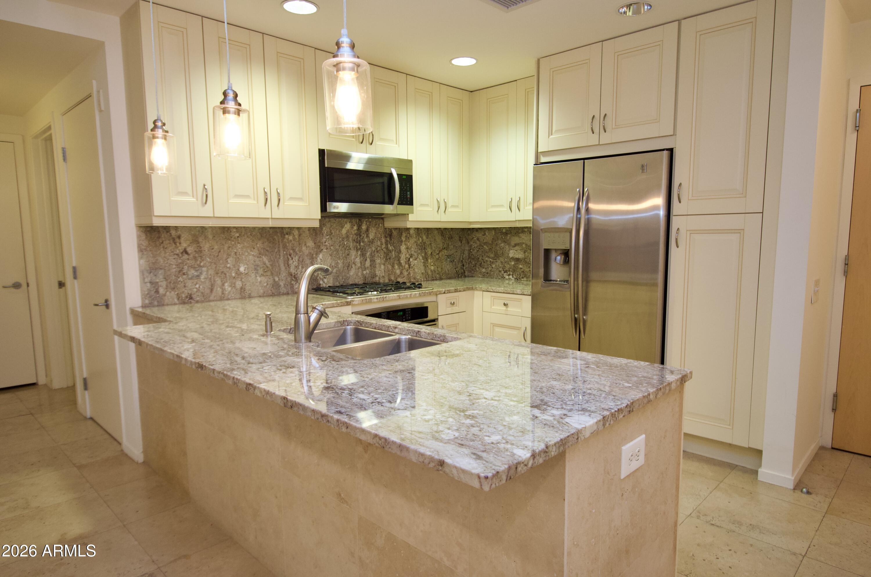 7147 E RANCHO VISTA Drive 3010