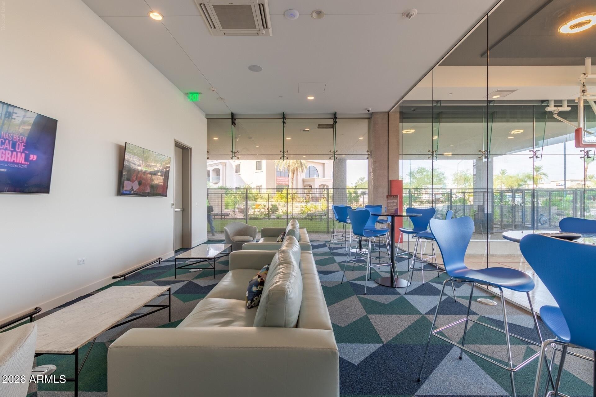7180 E KIERLAND Boulevard 813
