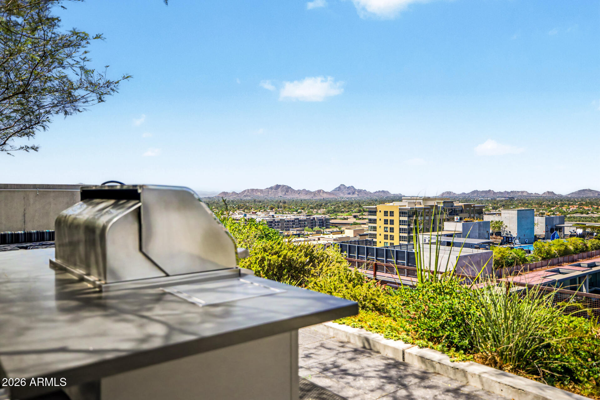 7180 E KIERLAND Boulevard 813
