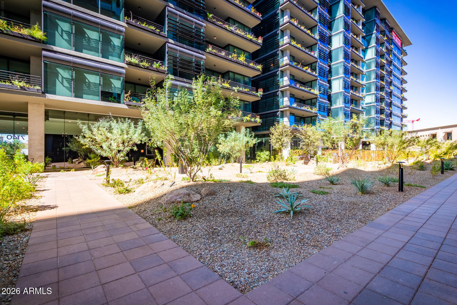7180 E KIERLAND Boulevard 813