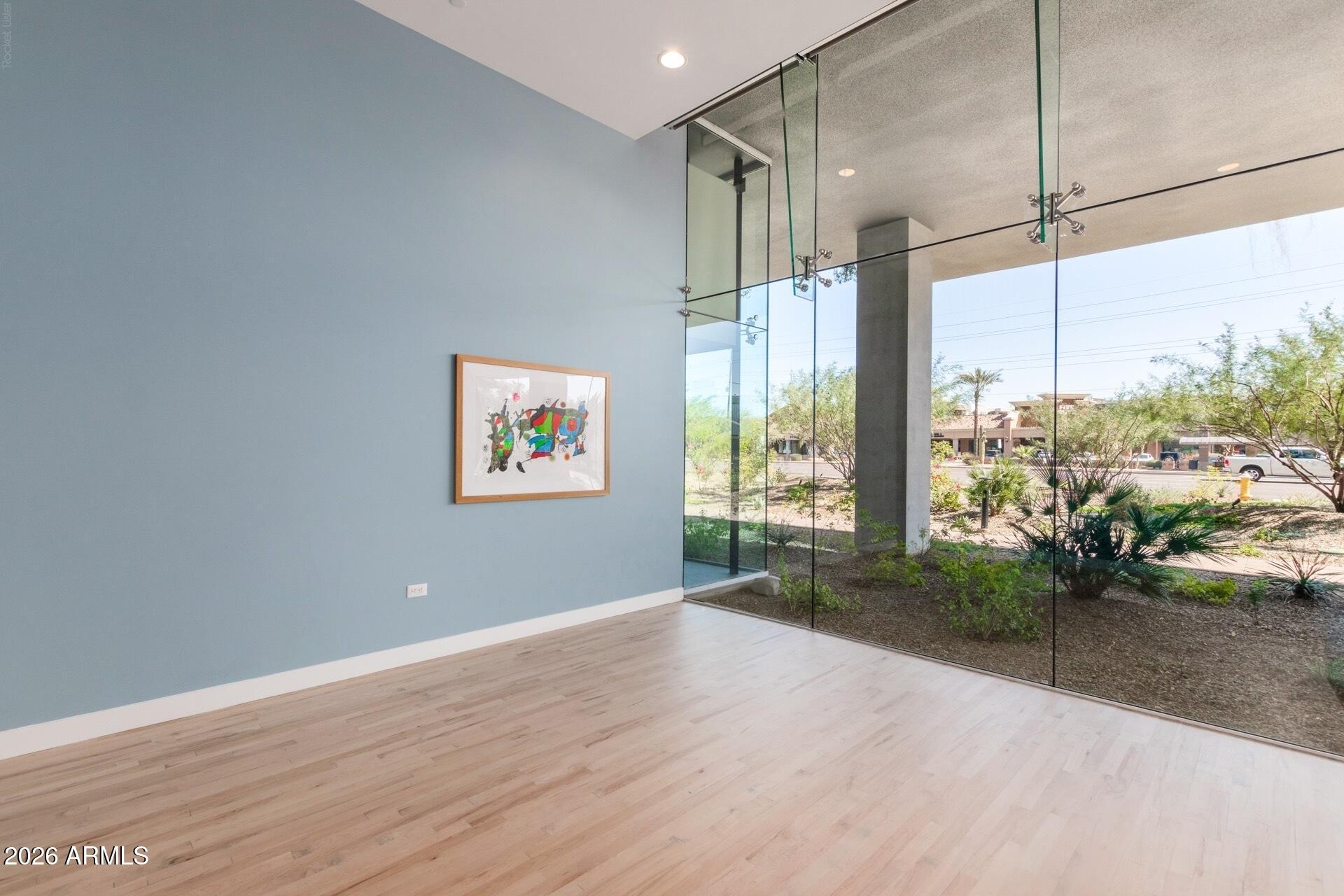 7180 E KIERLAND Boulevard 813