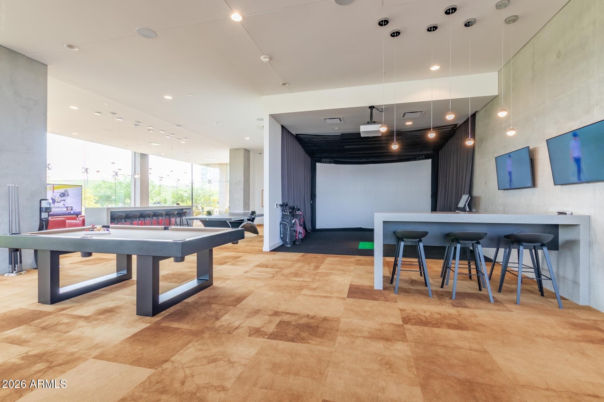 7180 E KIERLAND Boulevard 813