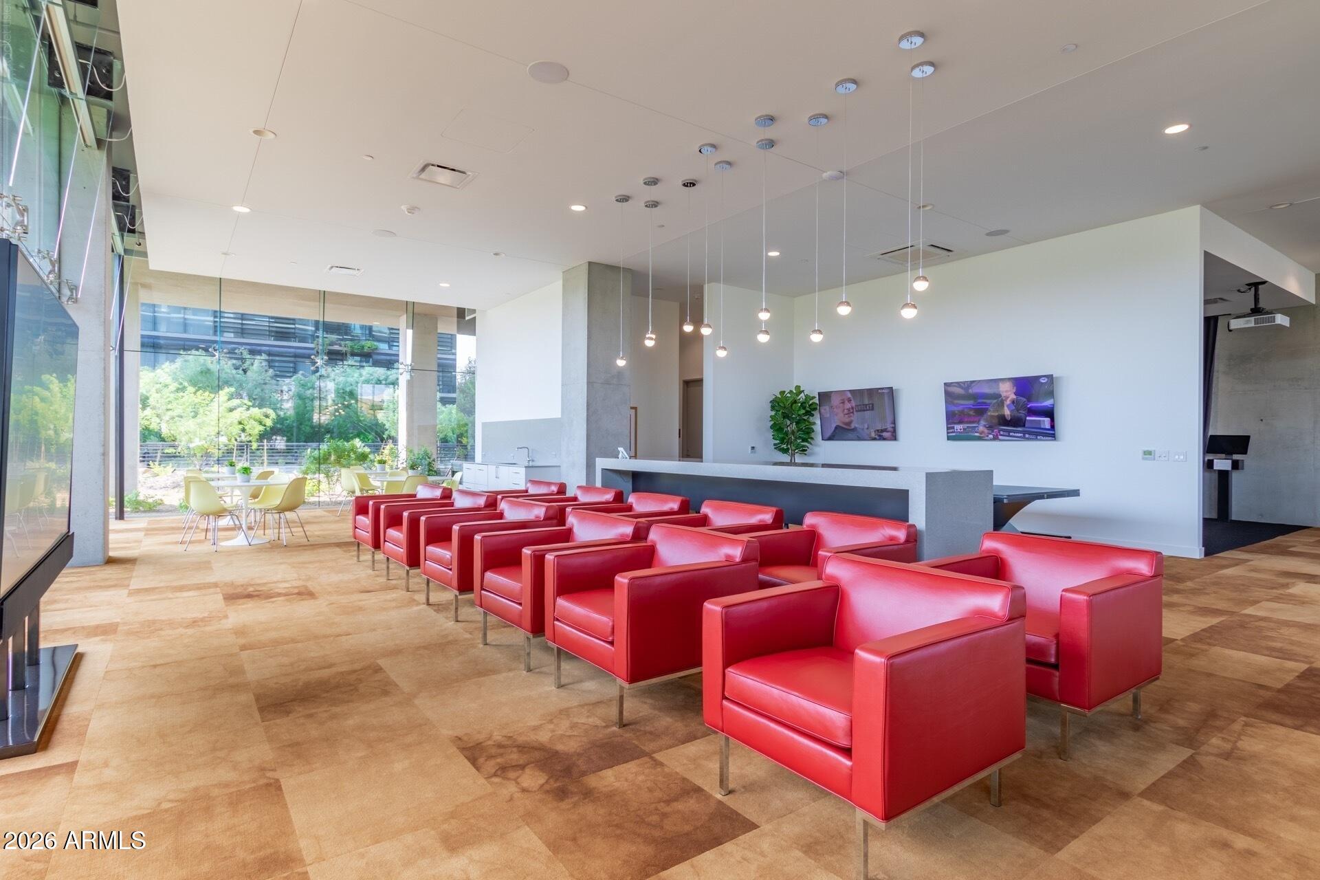 7180 E KIERLAND Boulevard 813