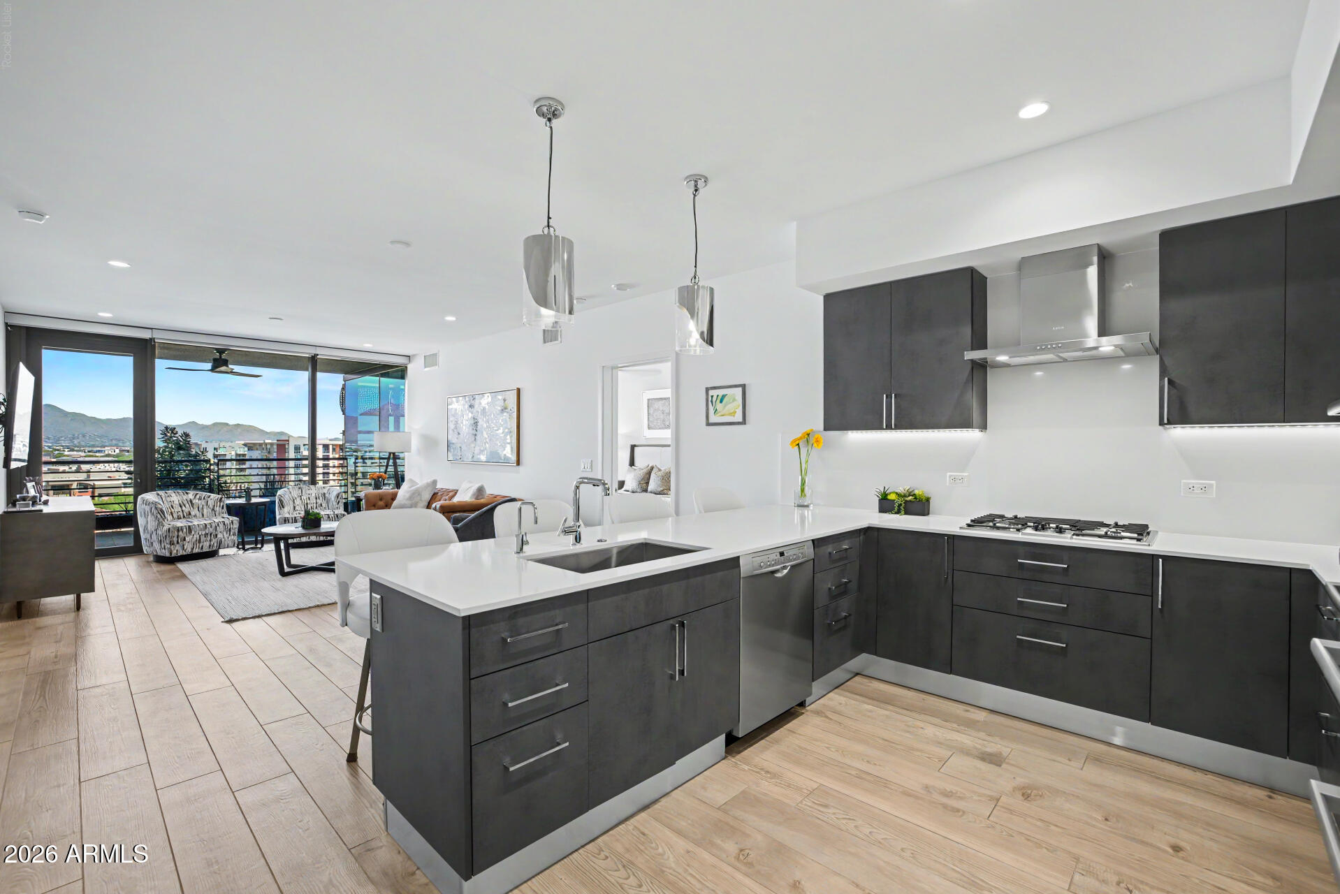 7180 E KIERLAND Boulevard 813