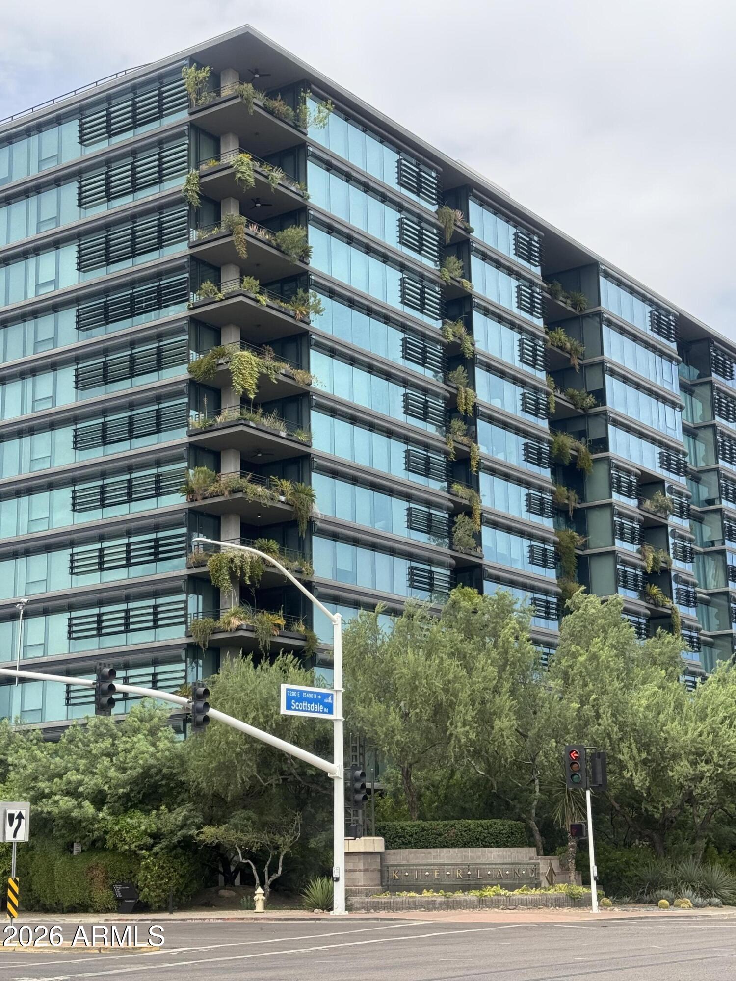 7180 E KIERLAND Boulevard 813