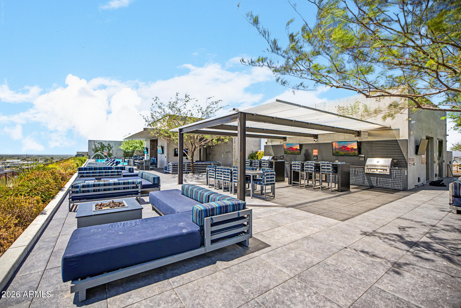 7180 E KIERLAND Boulevard 813
