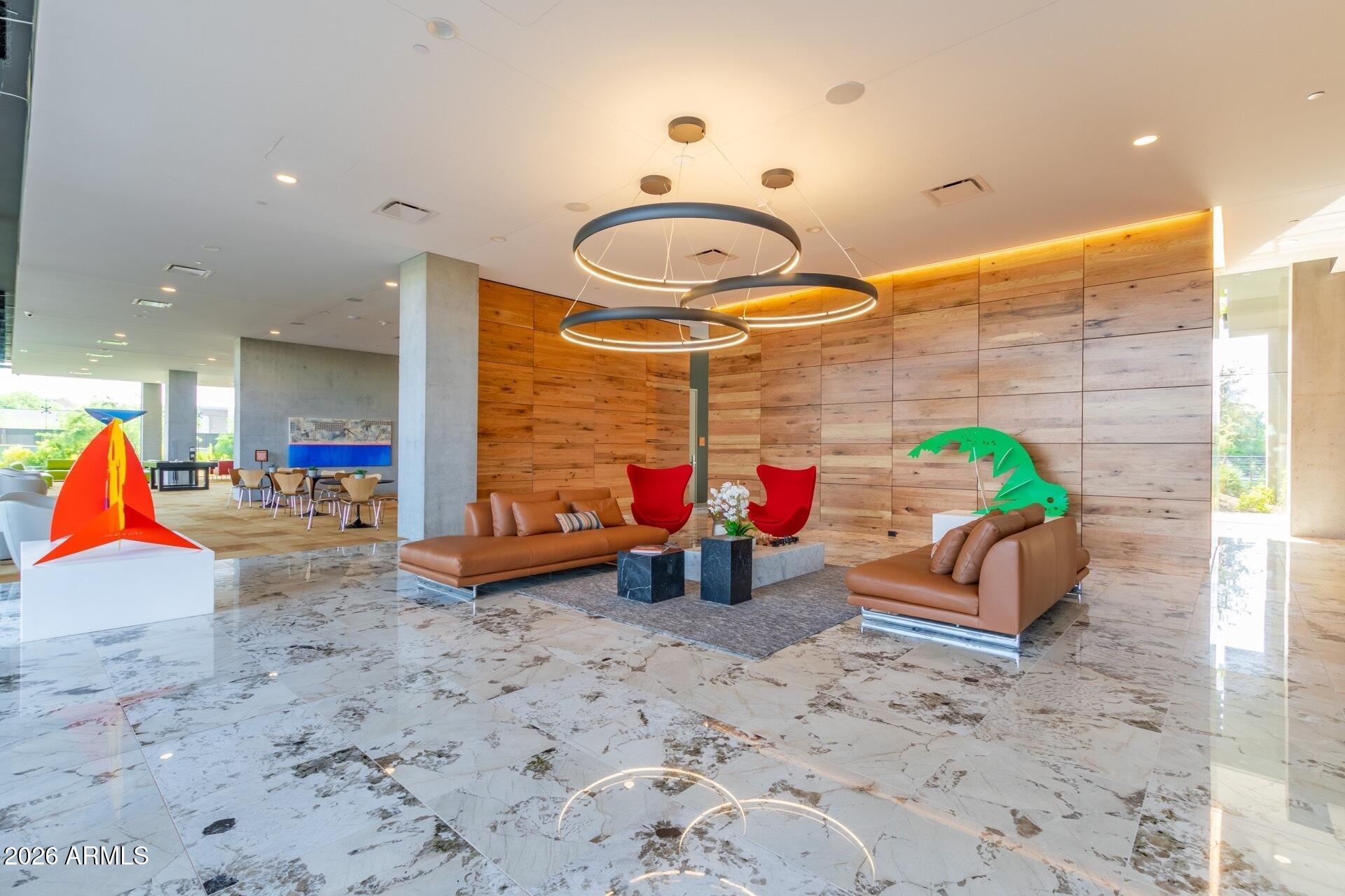 7180 E KIERLAND Boulevard 813