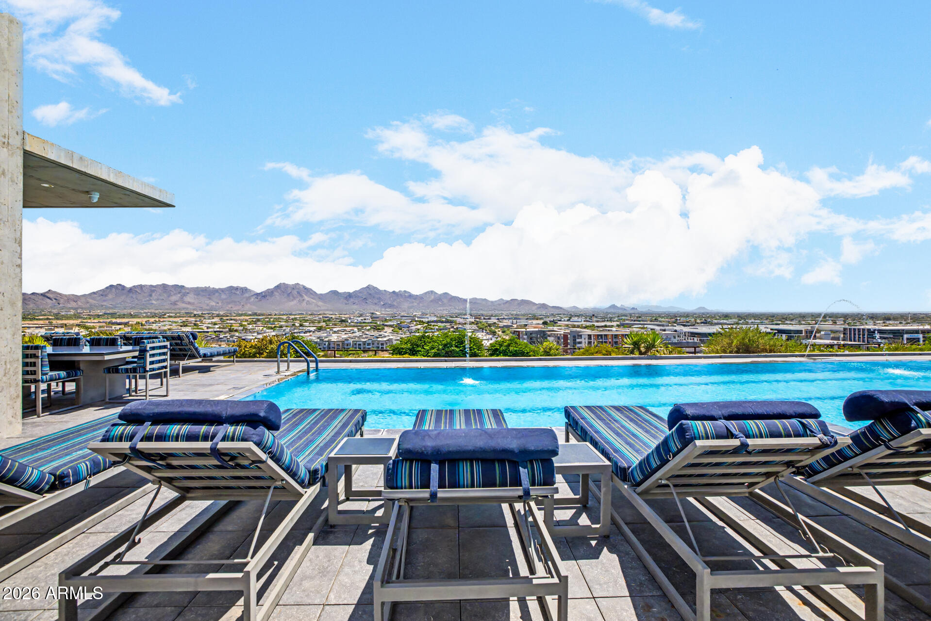 7180 E KIERLAND Boulevard 813