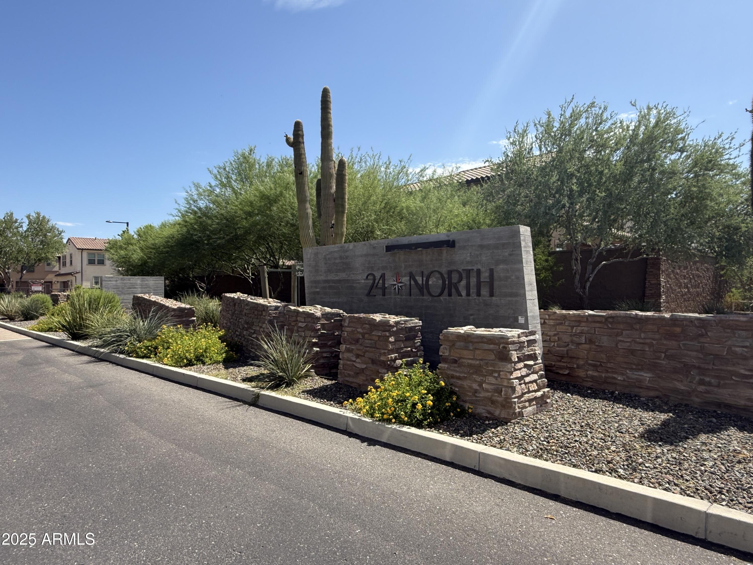 2366 W Gloria Lane