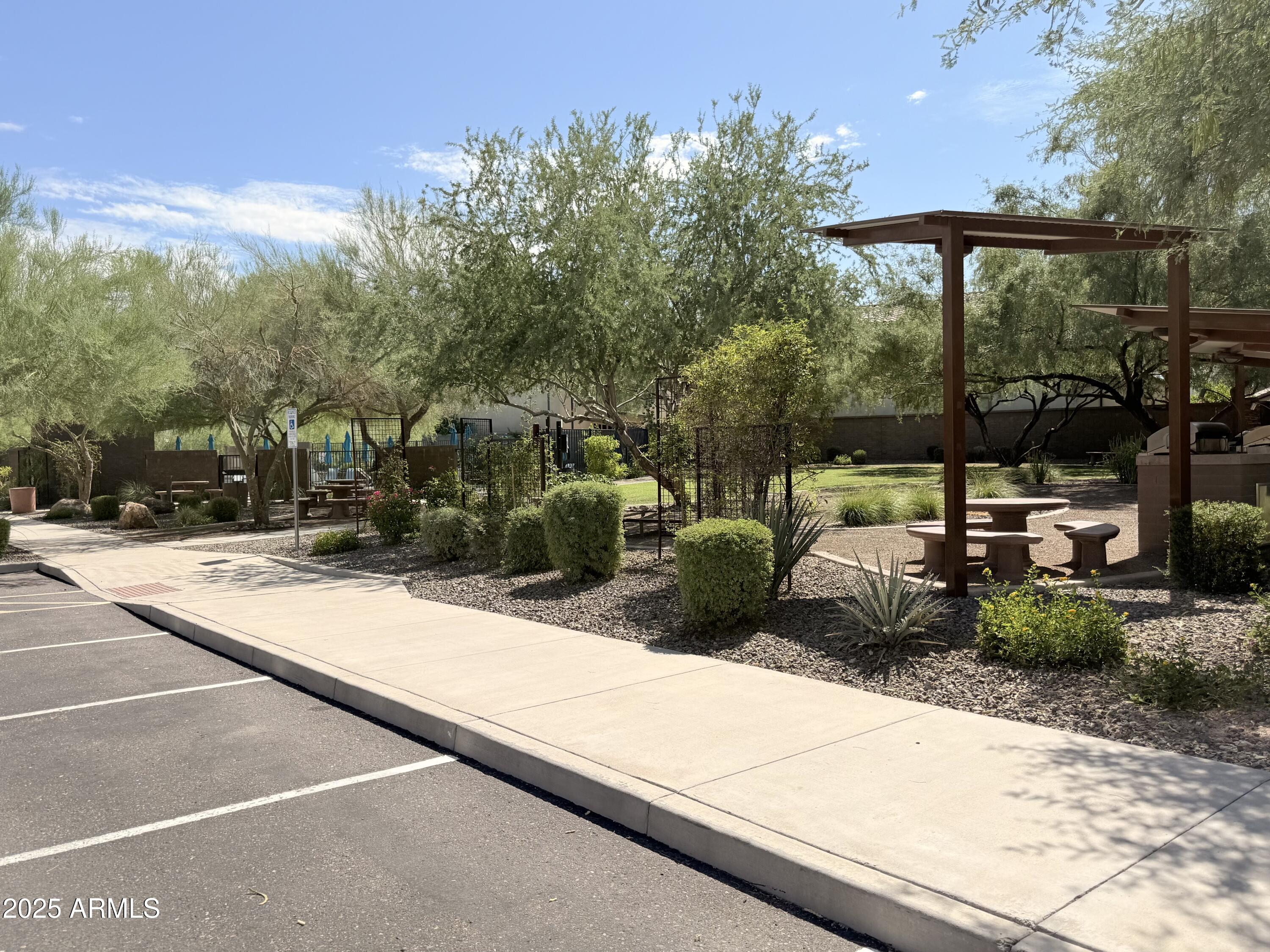 2366 W Gloria Lane