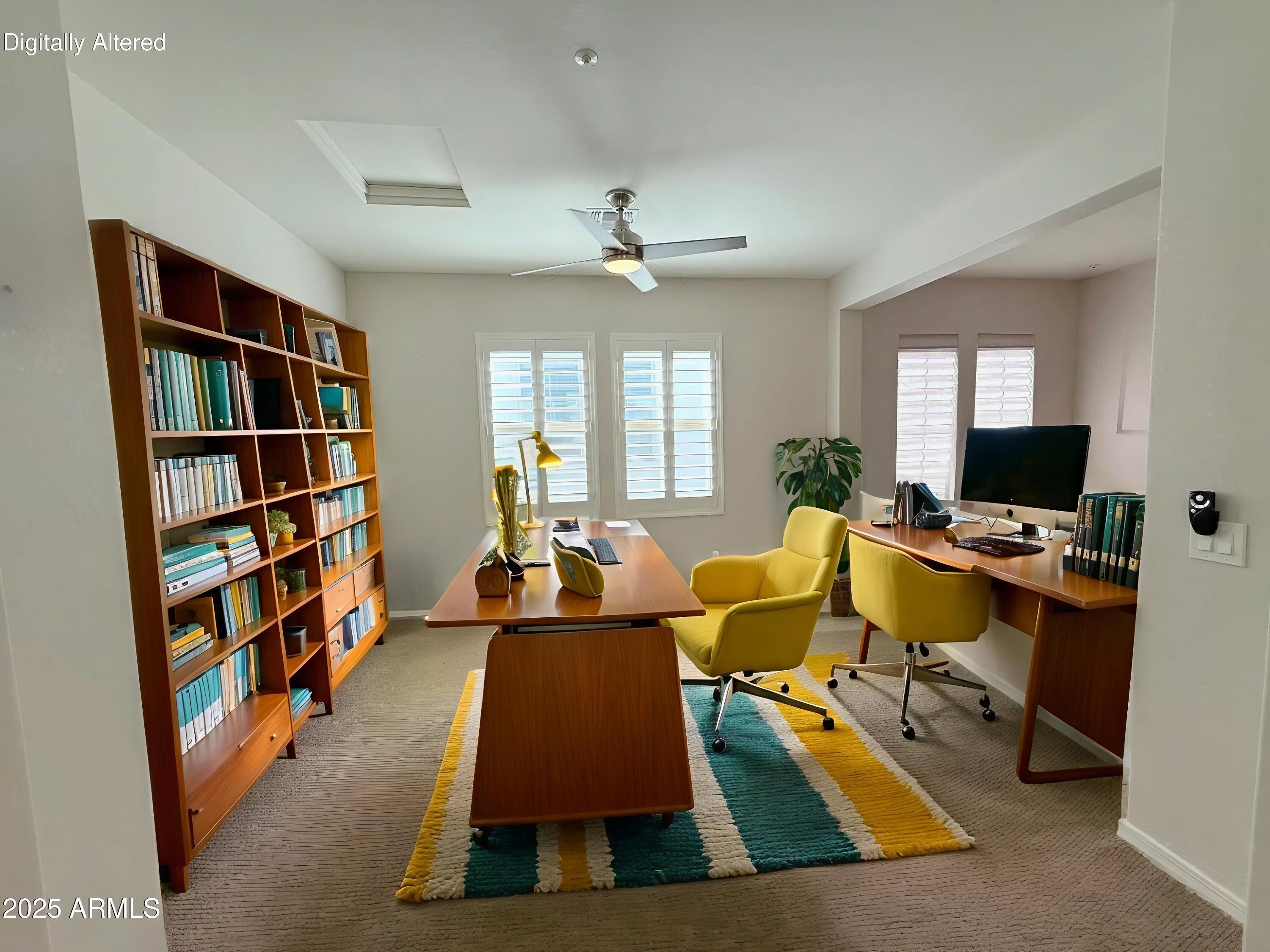 2366 W Gloria Lane