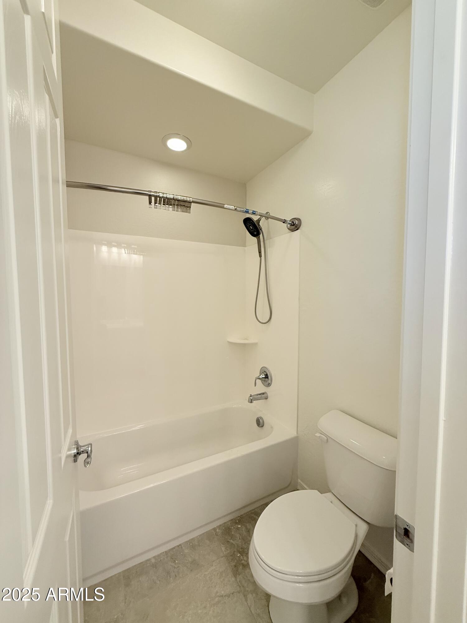 2366 W Gloria Lane