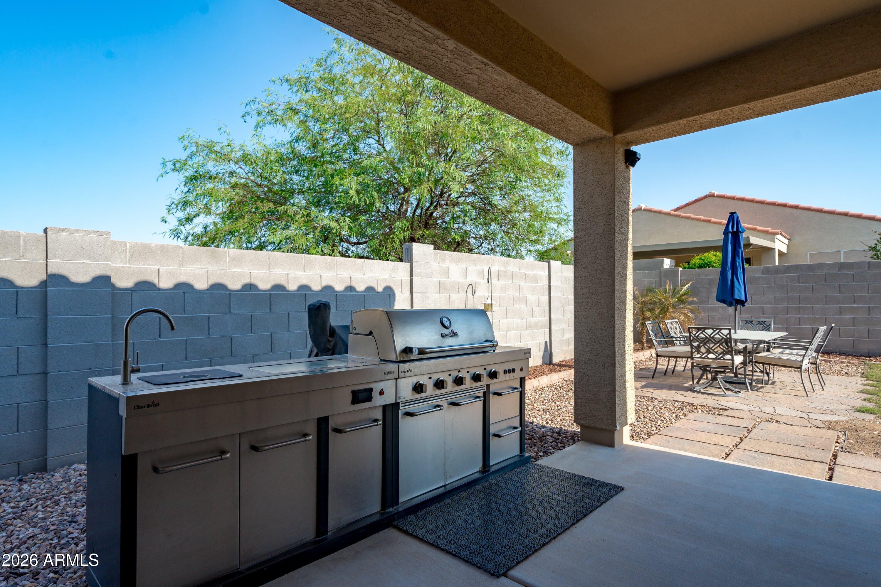 279 W SATINKA Drive