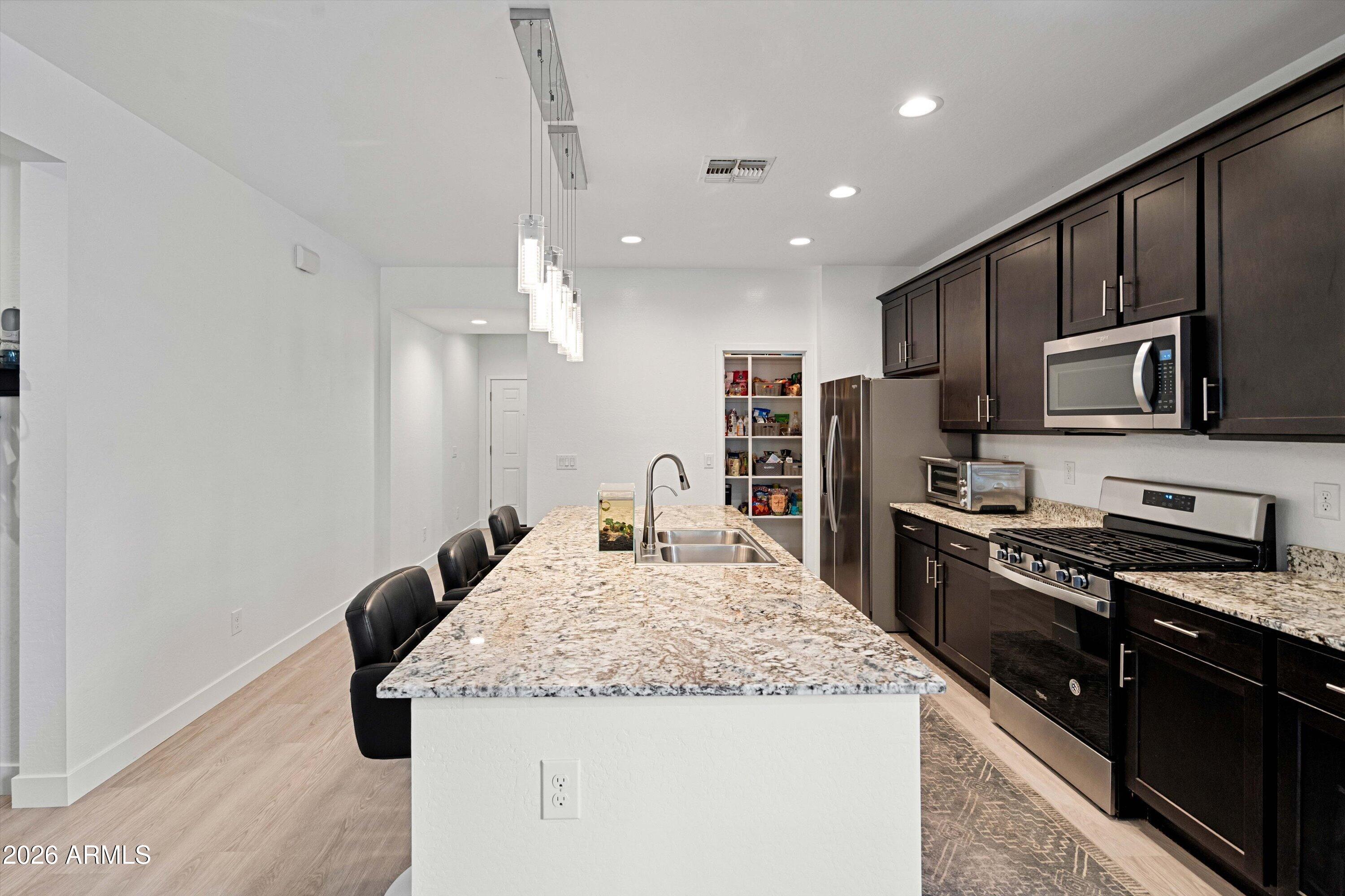 279 W SATINKA Drive