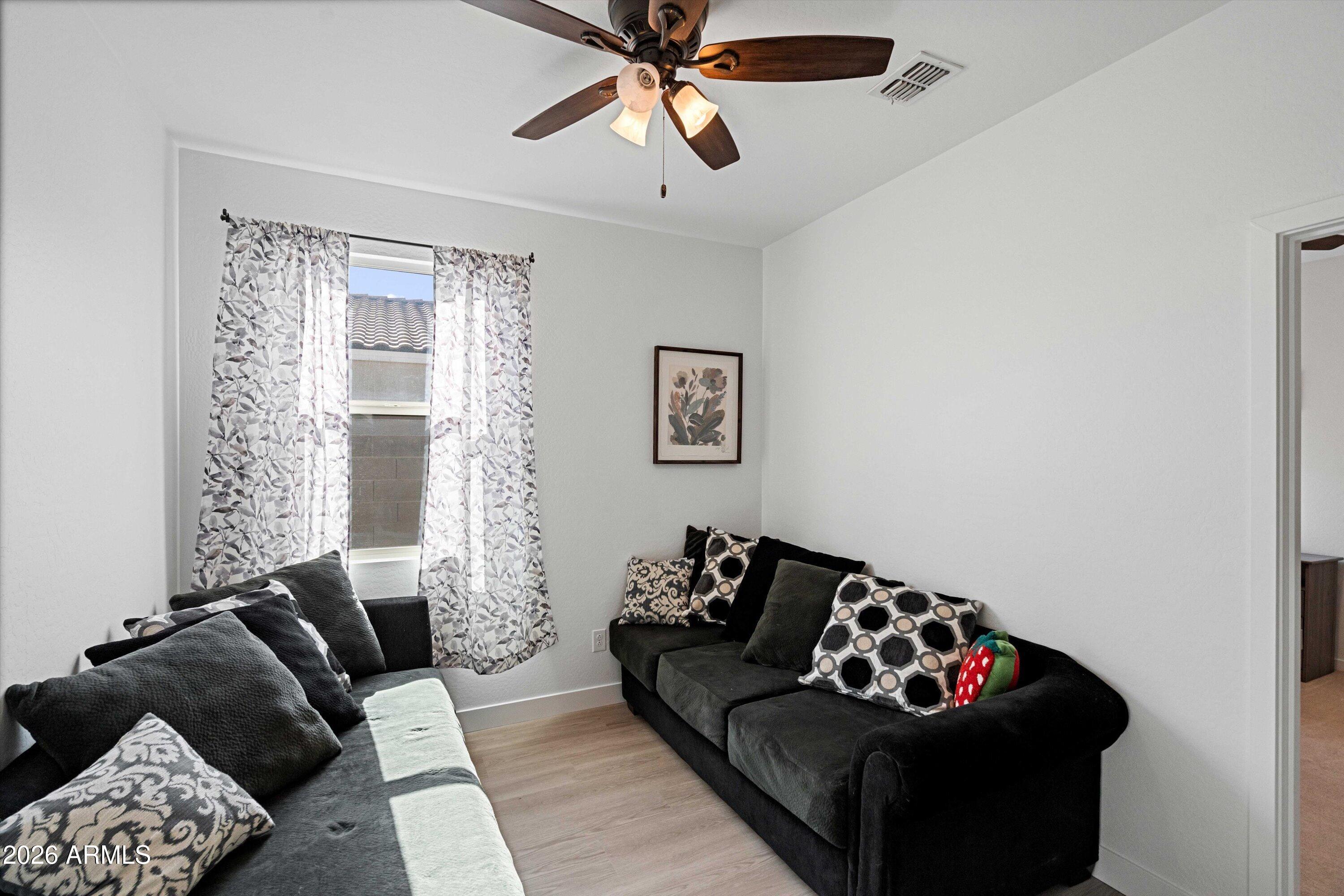 279 W SATINKA Drive