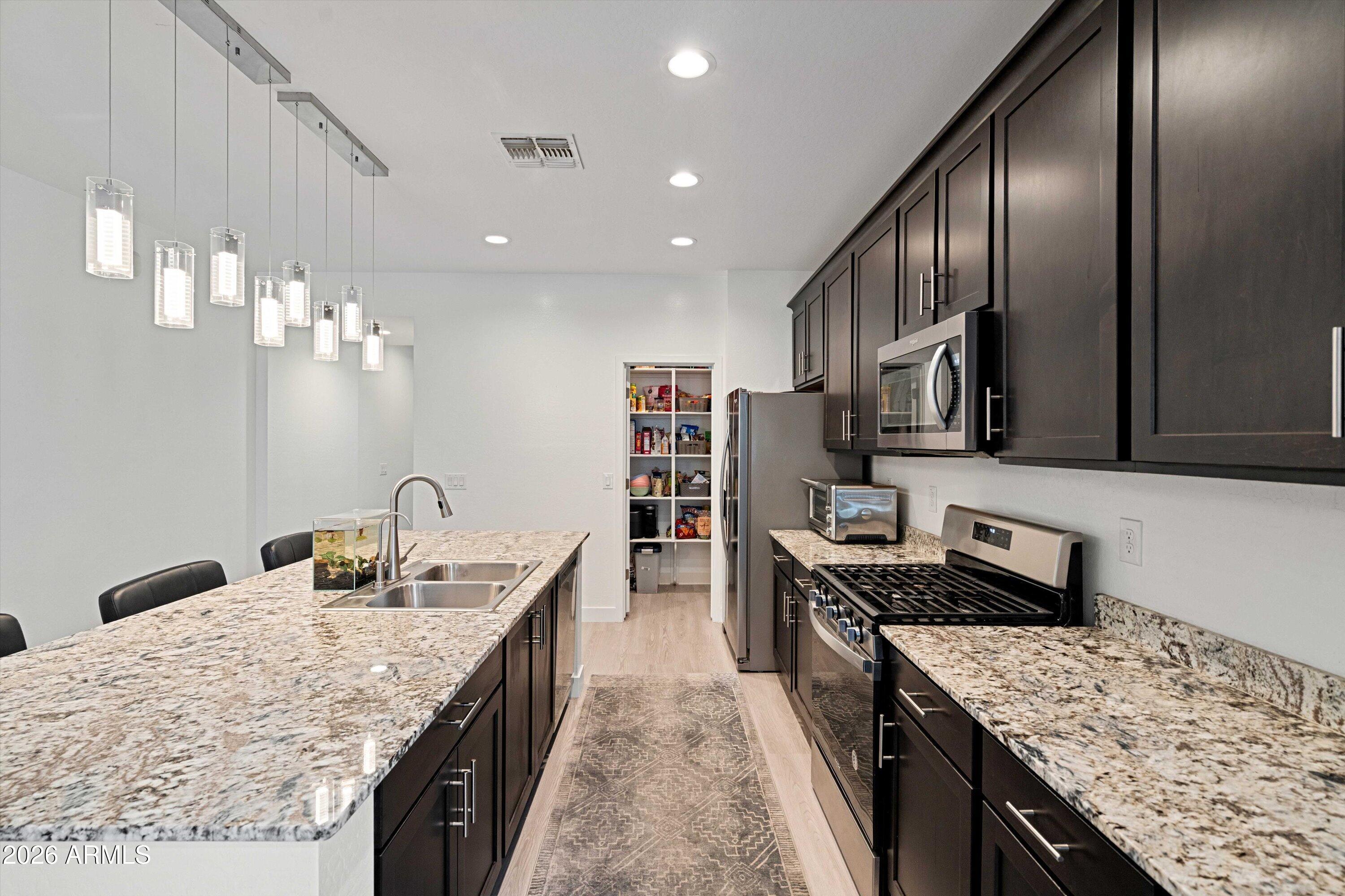 279 W SATINKA Drive