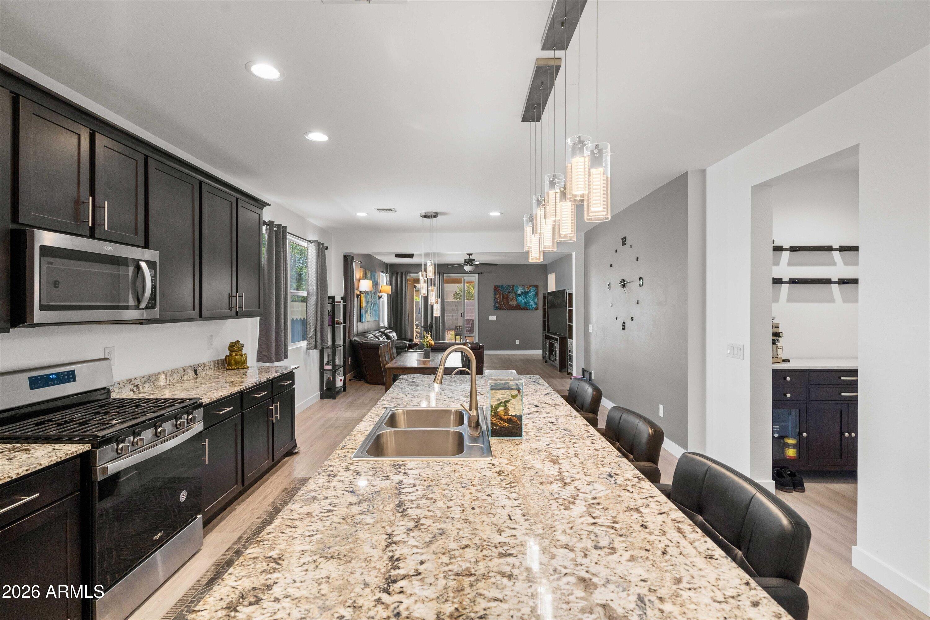 279 W SATINKA Drive