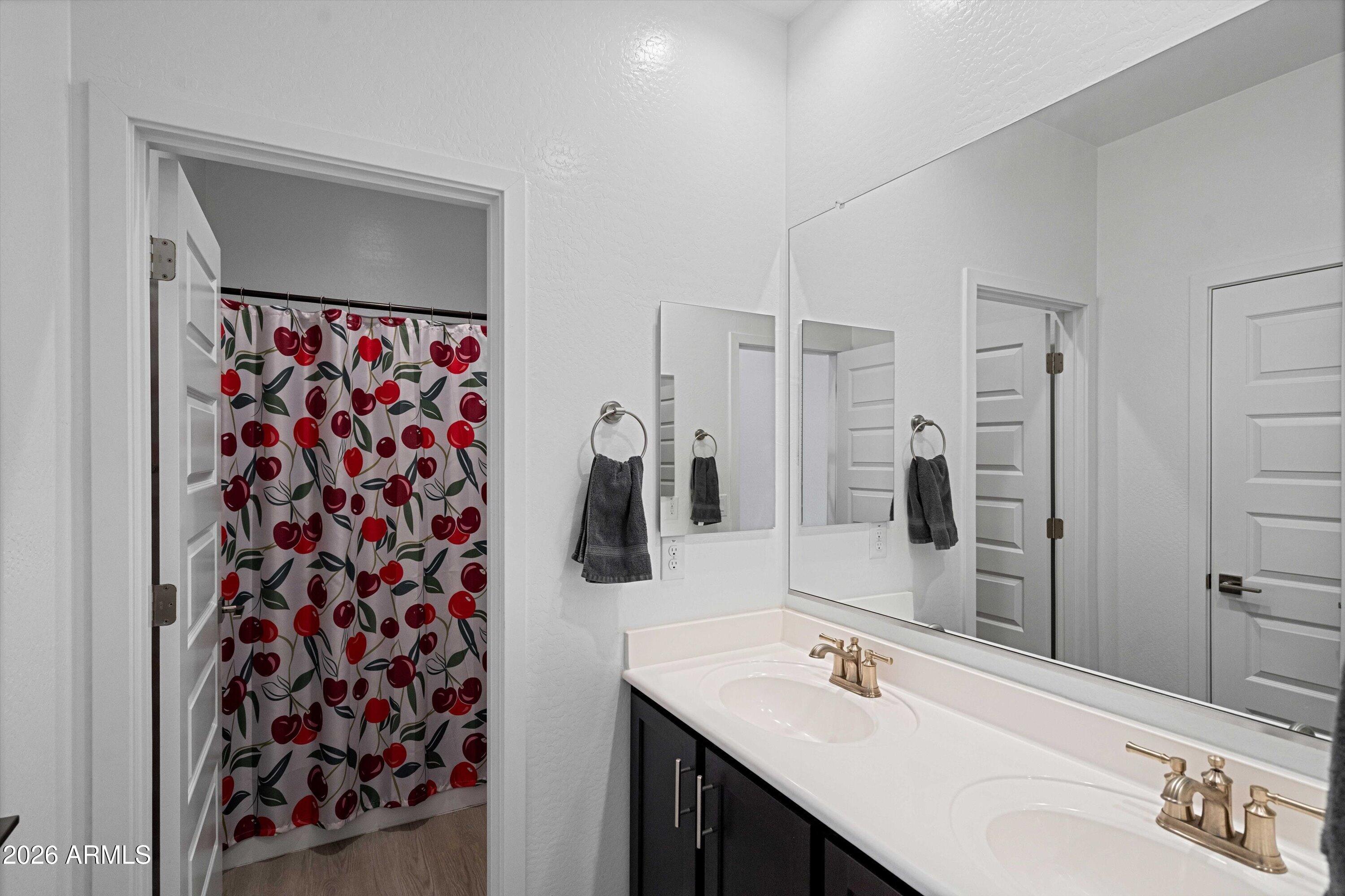 279 W SATINKA Drive