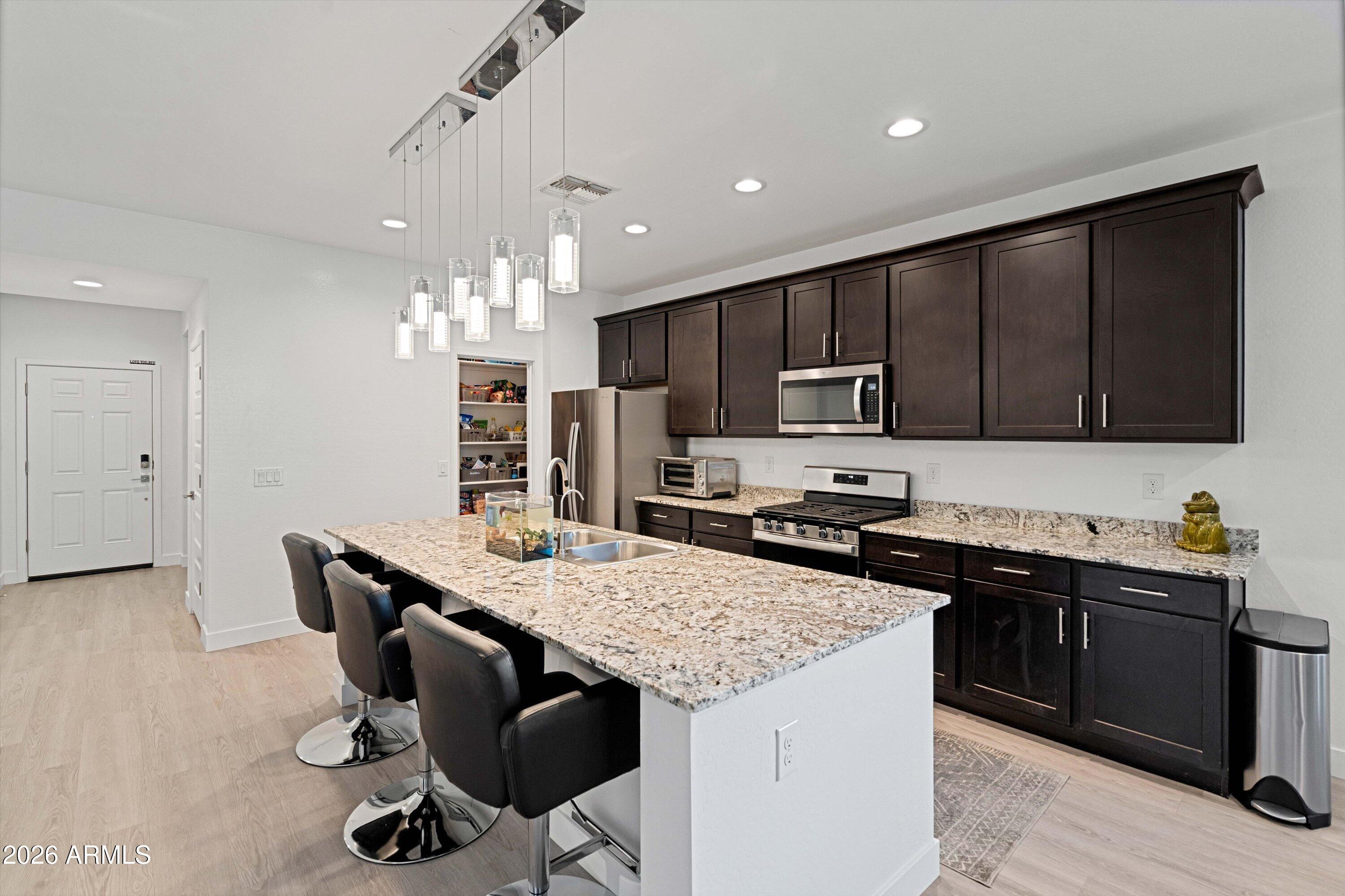 279 W SATINKA Drive
