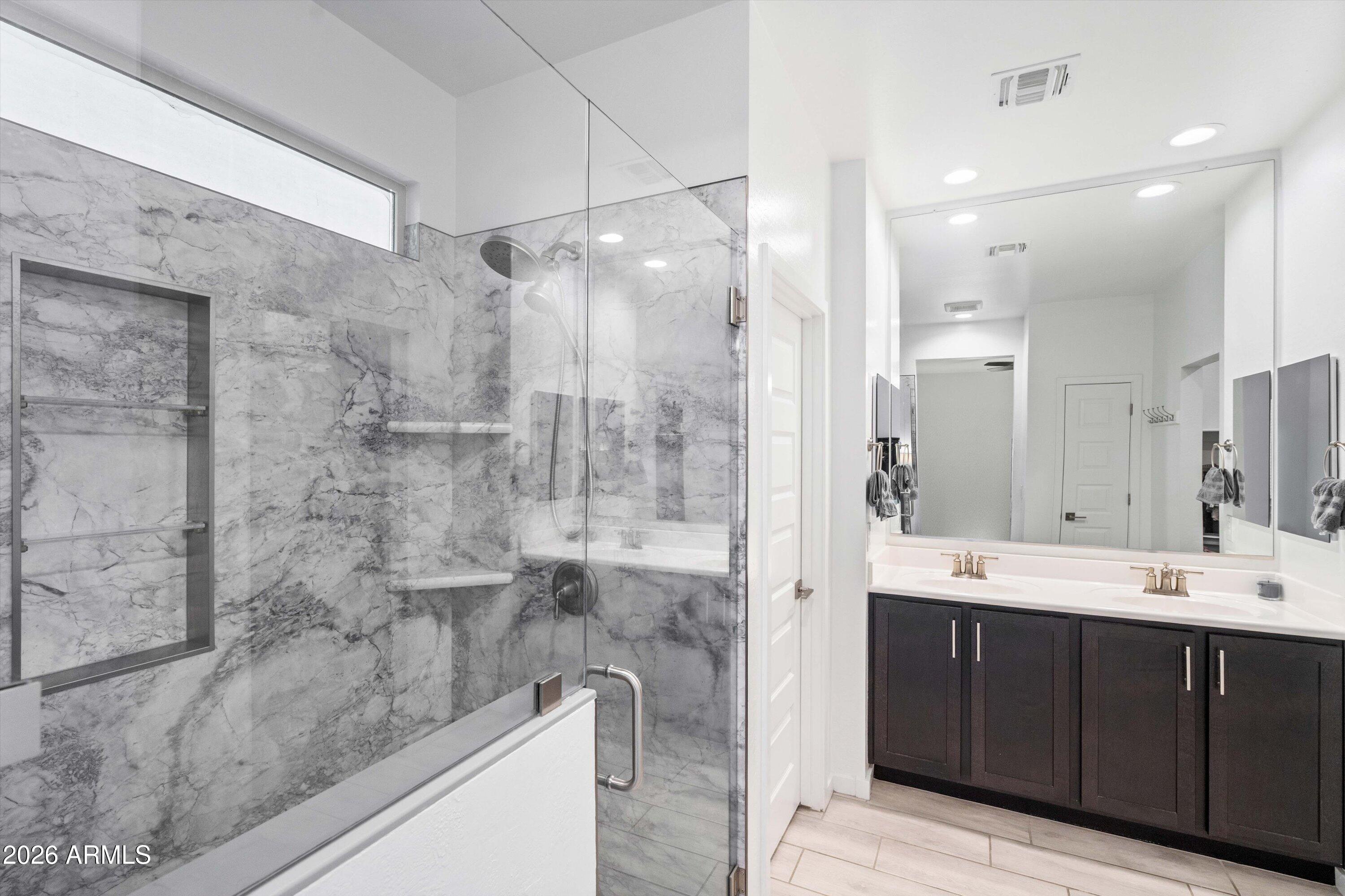 279 W SATINKA Drive