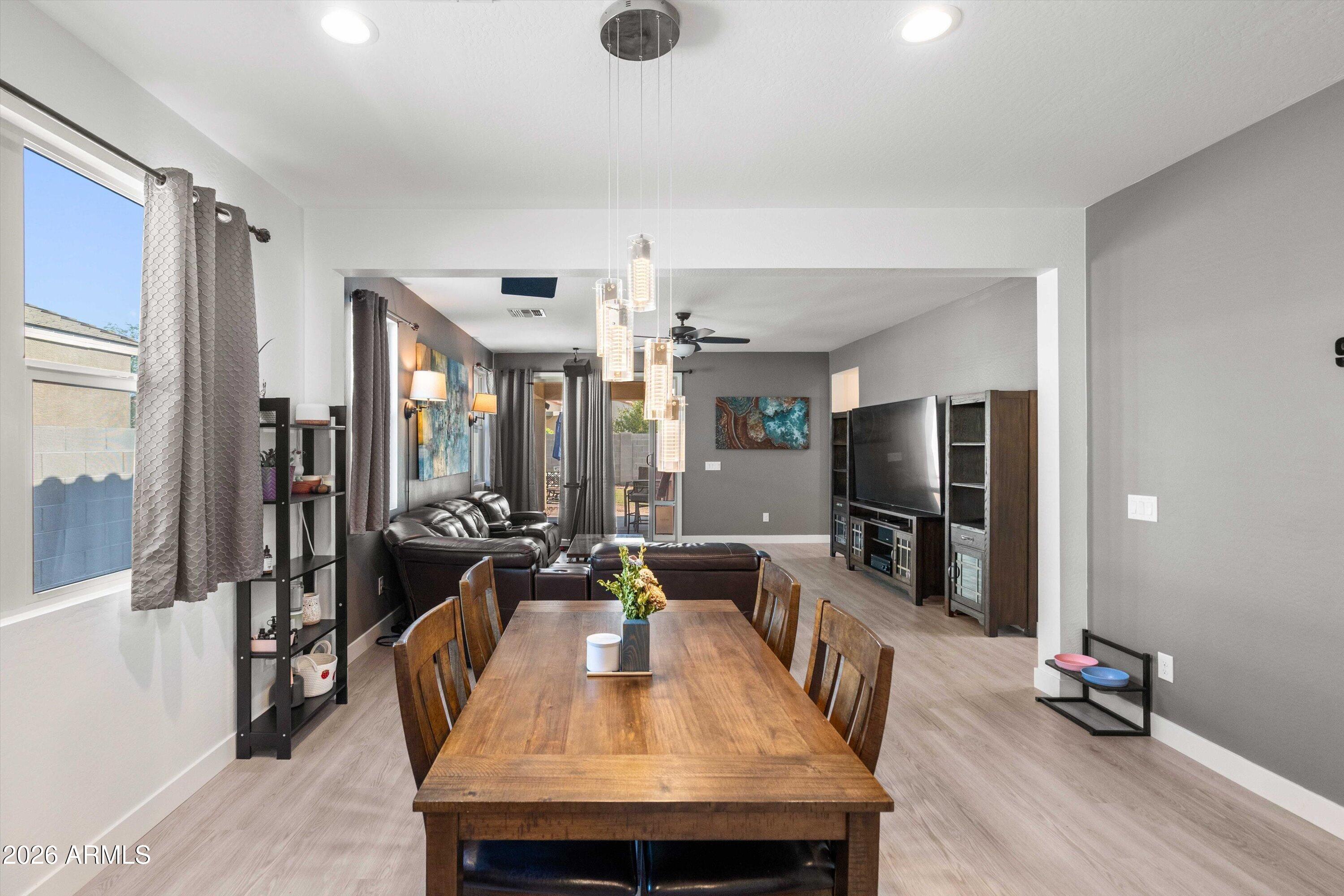 279 W SATINKA Drive