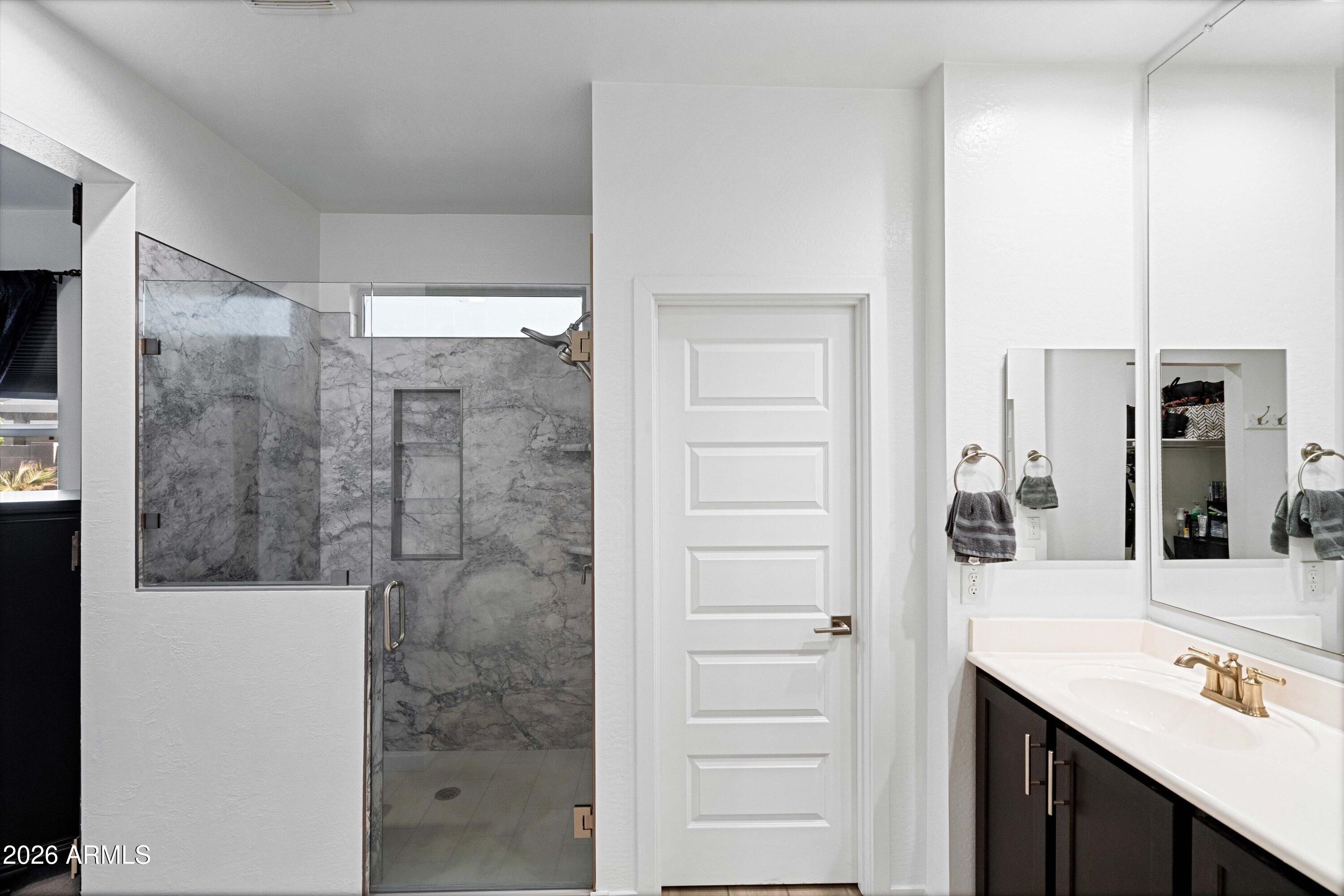 279 W SATINKA Drive