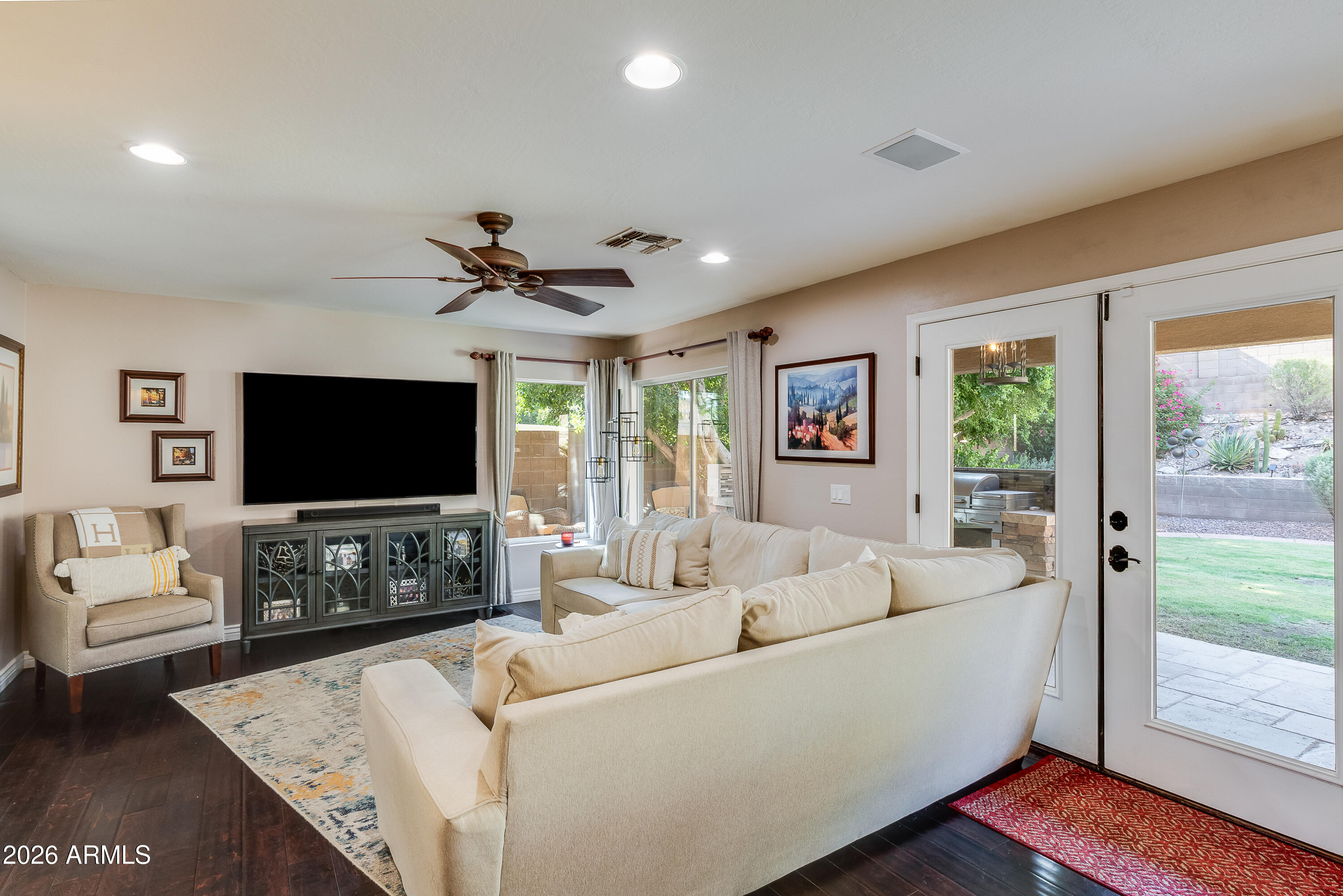 6324 W AVENIDA DEL REY