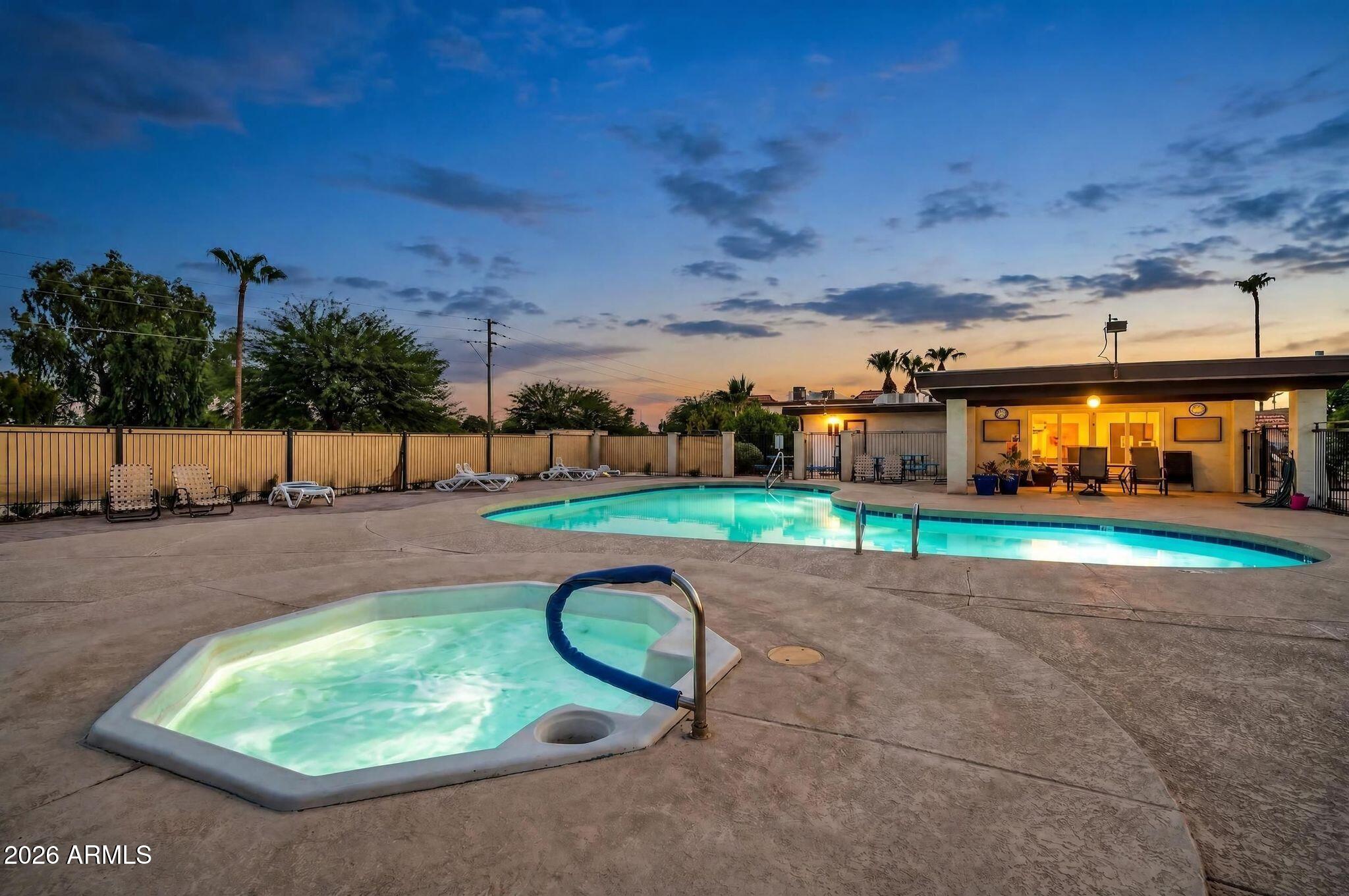 1916 W MORNINGSIDE Drive 118