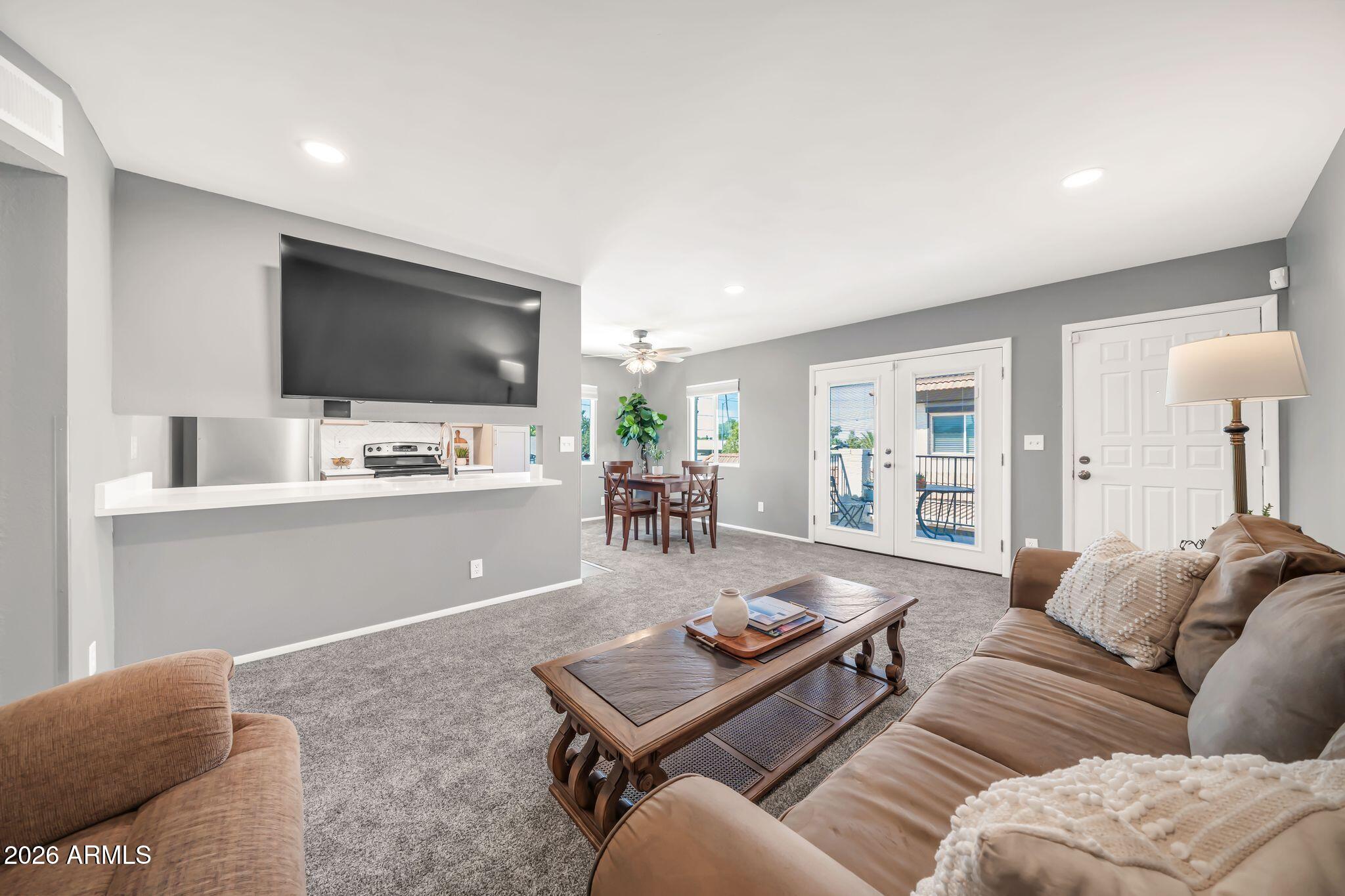 1916 W MORNINGSIDE Drive 118