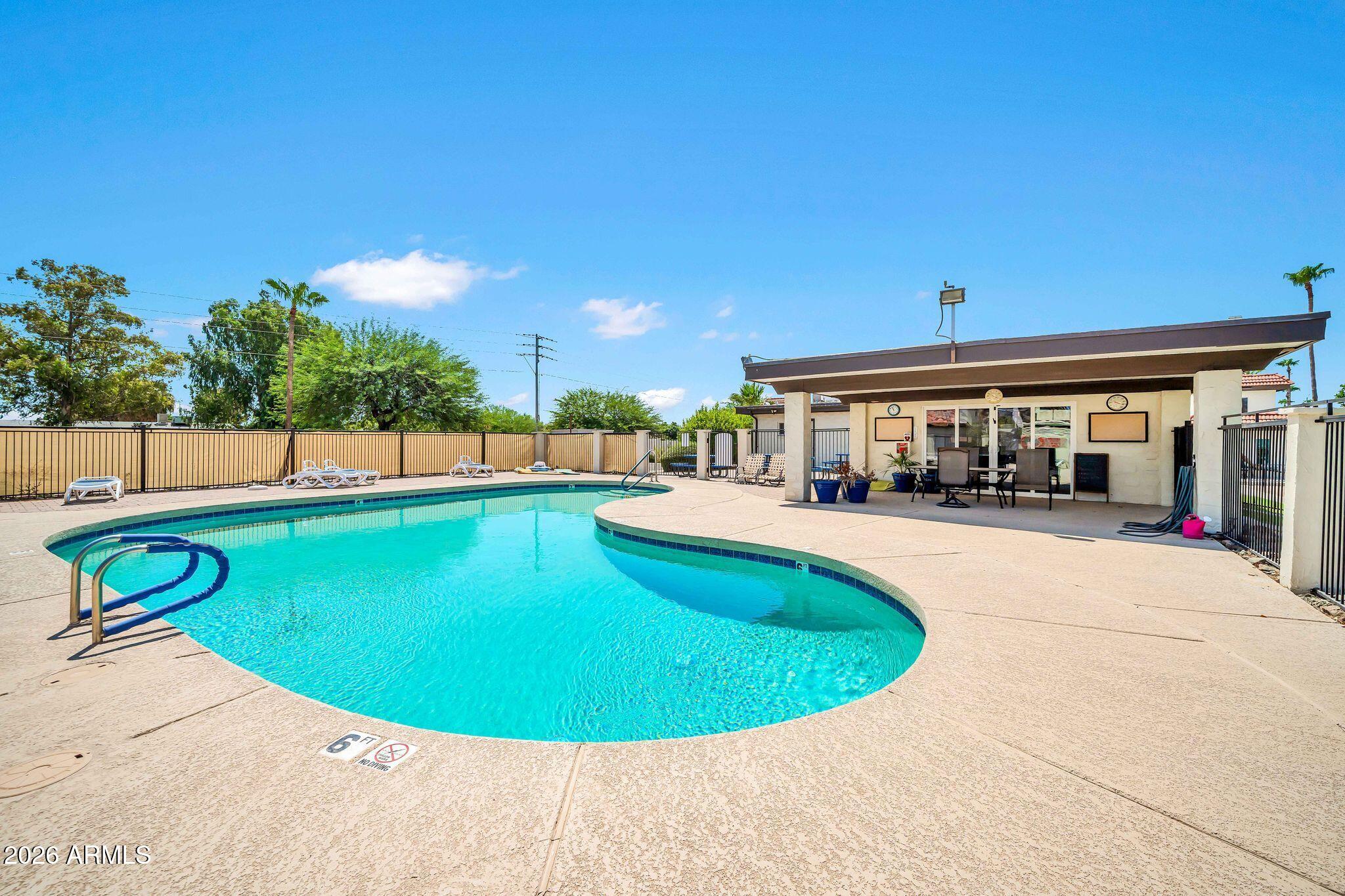 1916 W MORNINGSIDE Drive 118