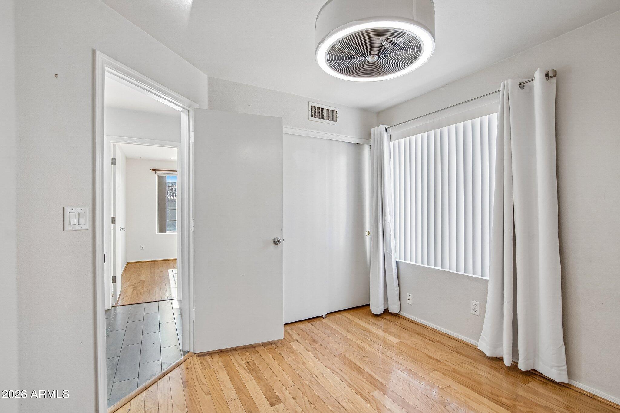 14617 S 43RD Place