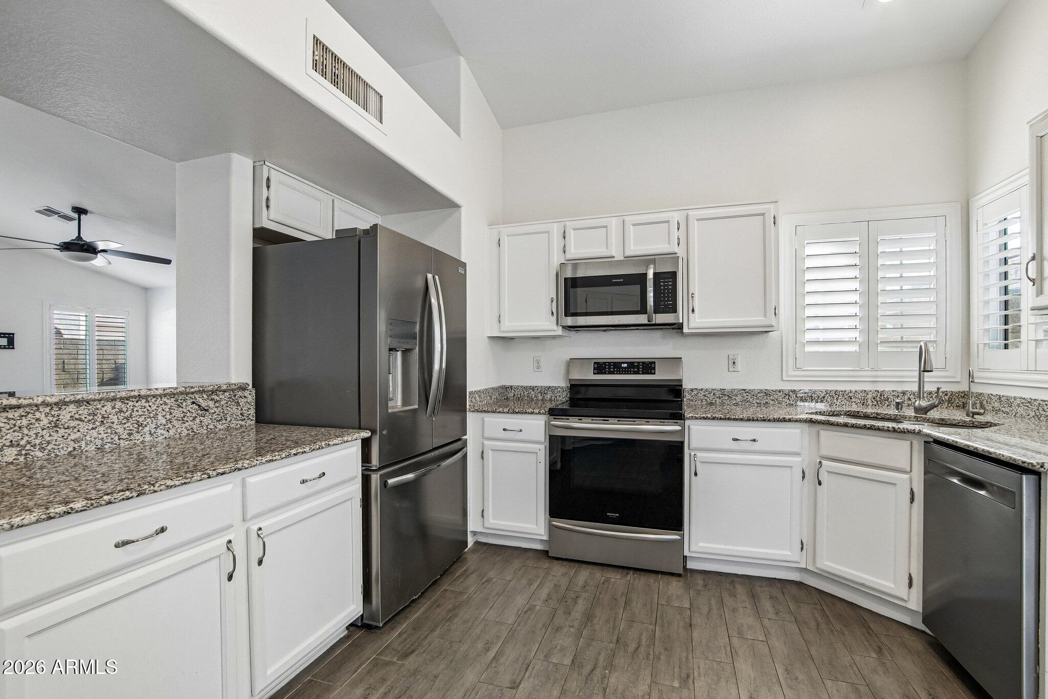 14617 S 43RD Place
