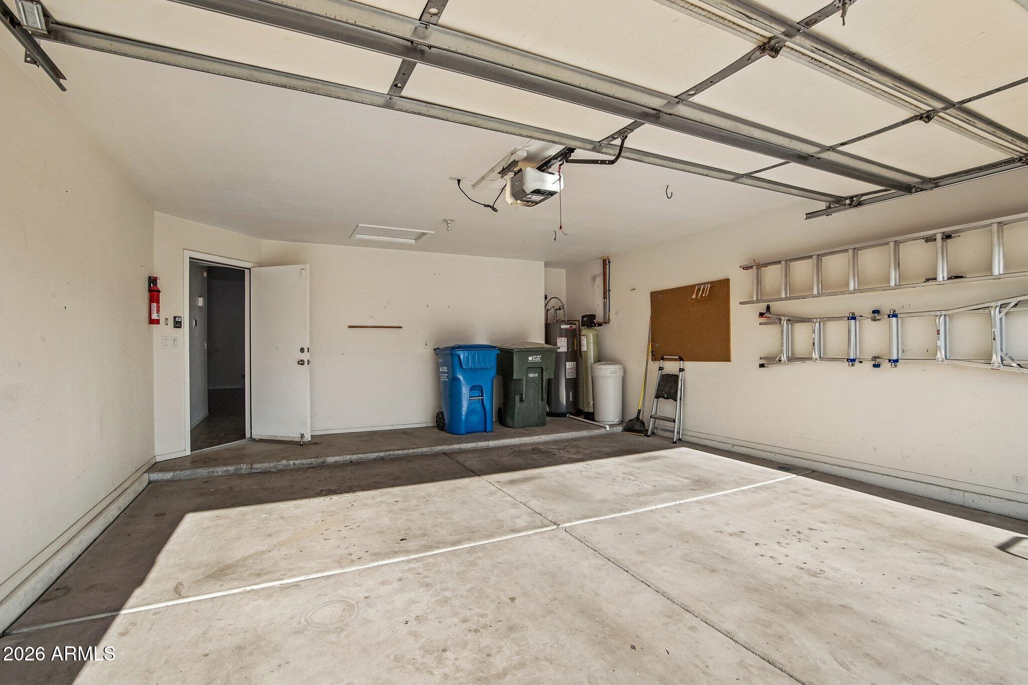 14617 S 43RD Place