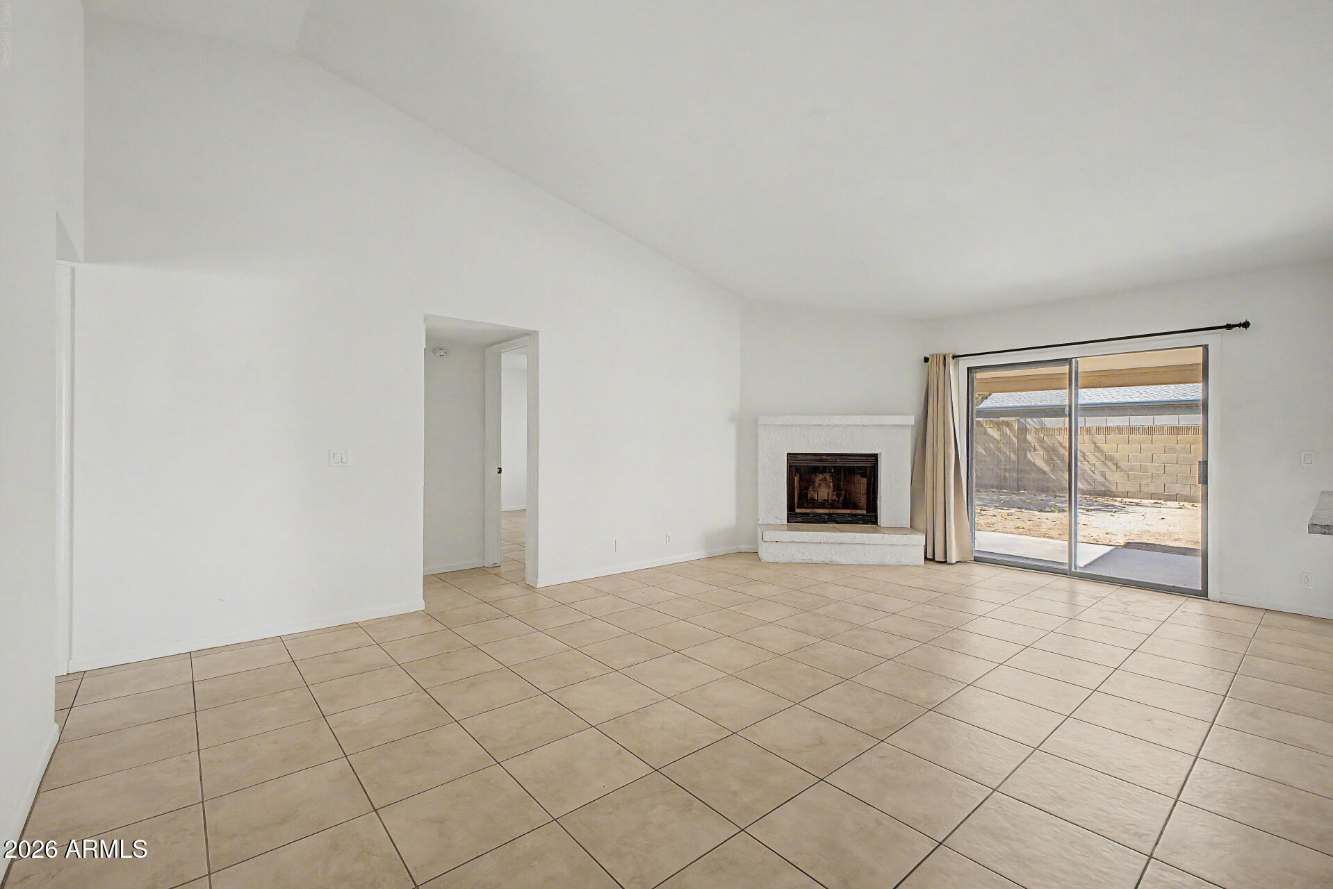 812 W BELL DE MAR Drive