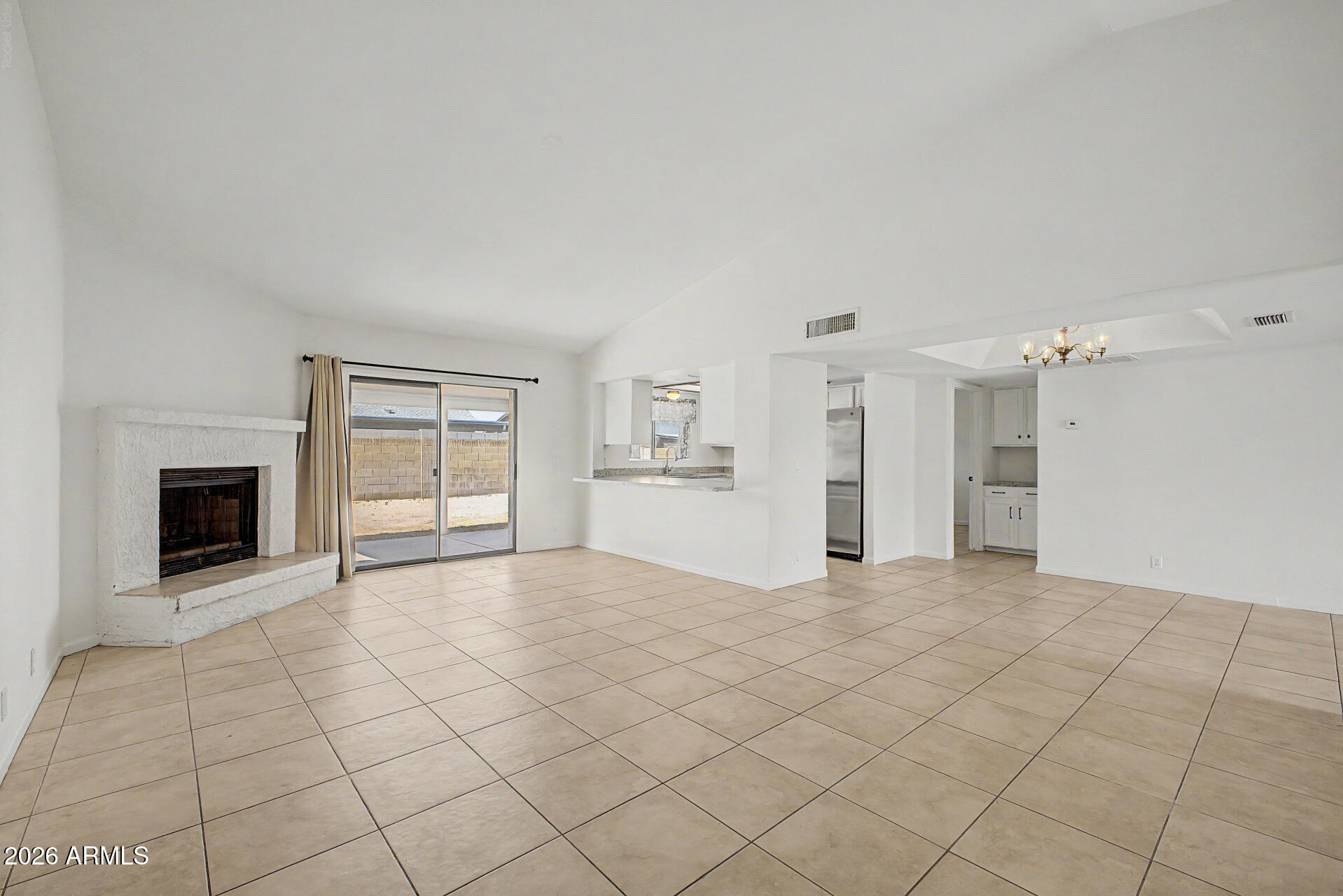 812 W BELL DE MAR Drive