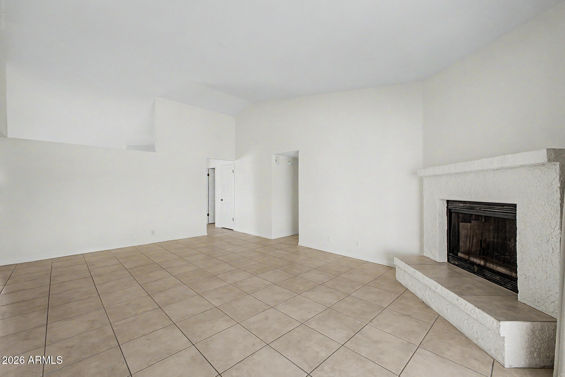 812 W BELL DE MAR Drive