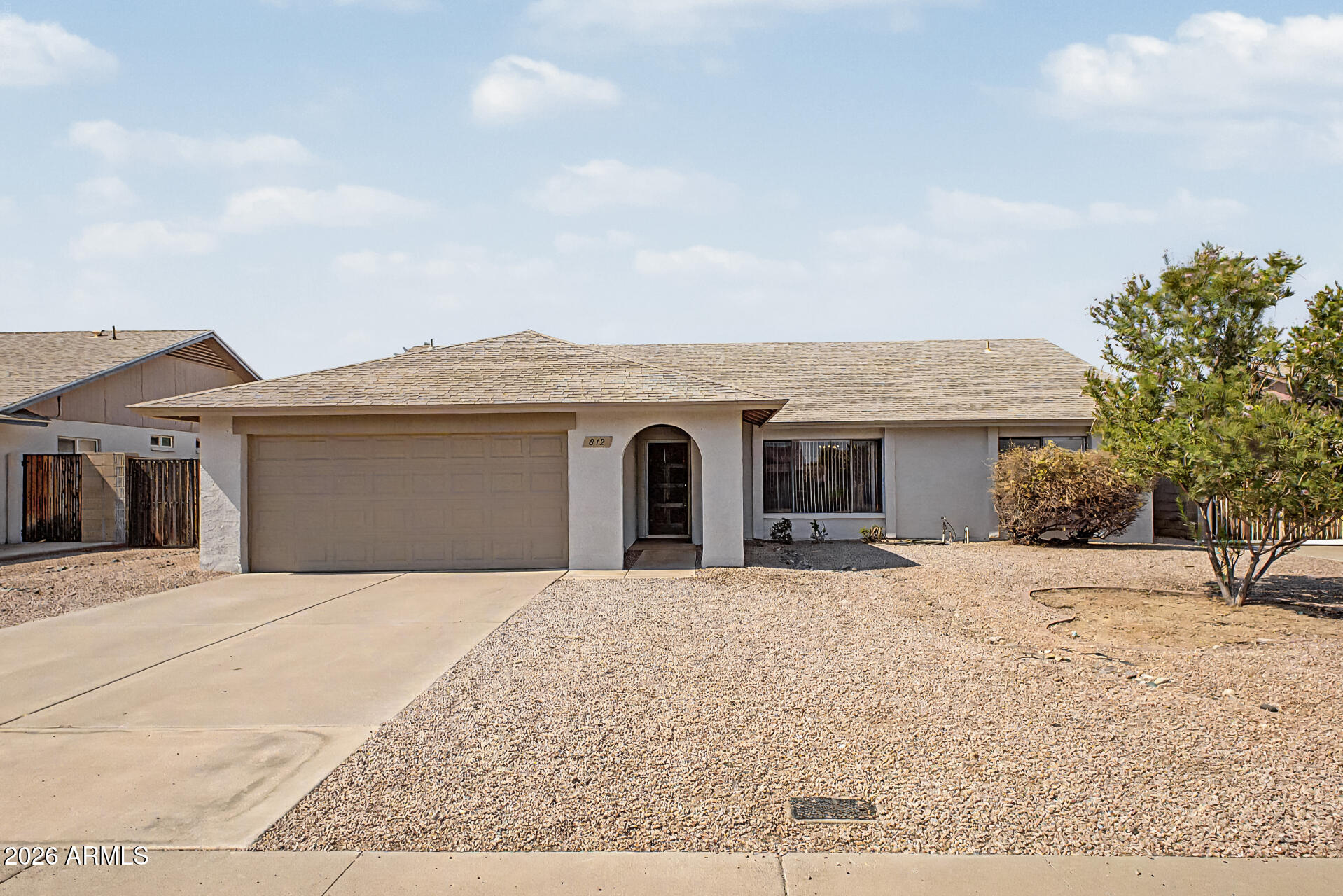 812 W BELL DE MAR Drive