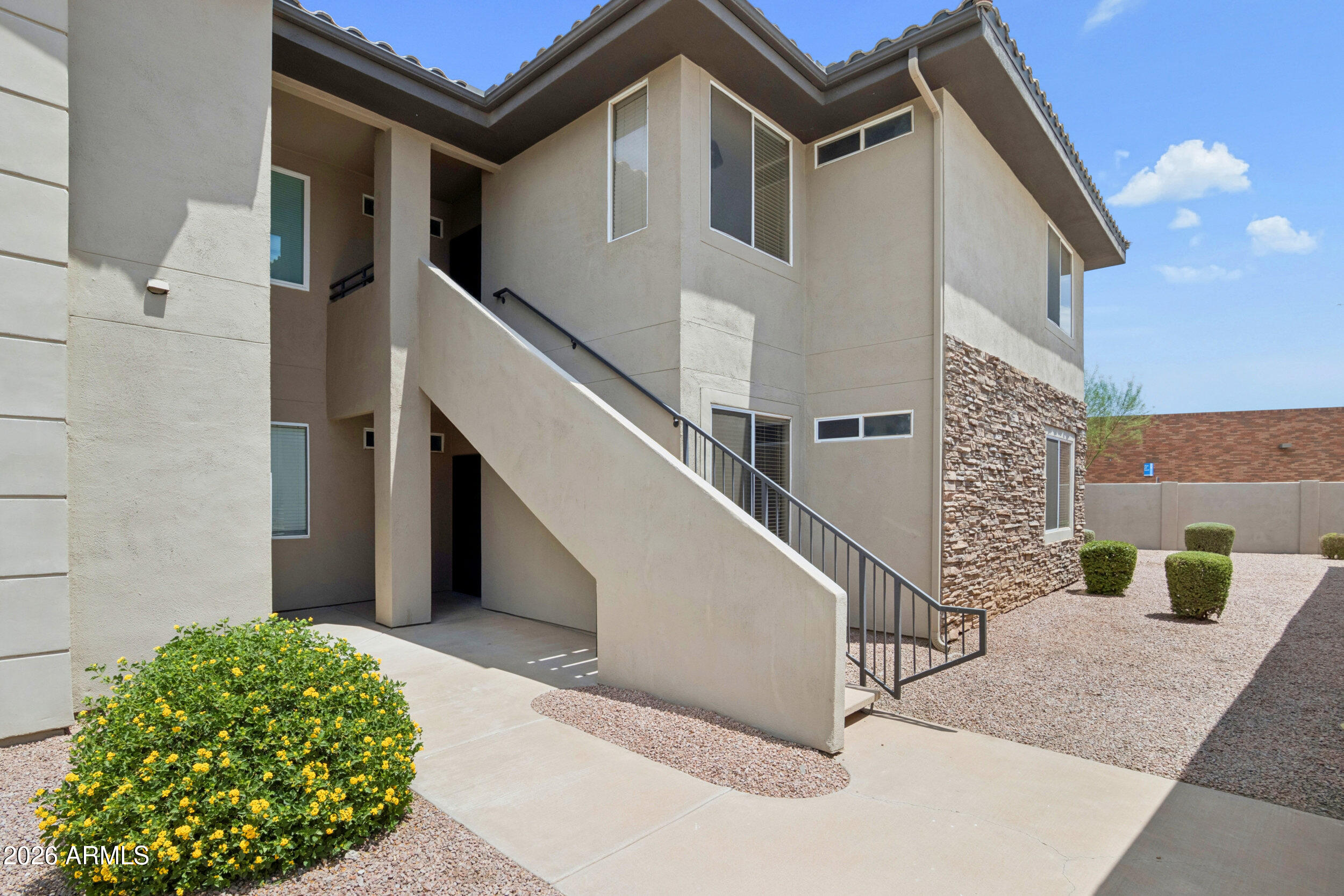 7009 E ACOMA Drive 1085