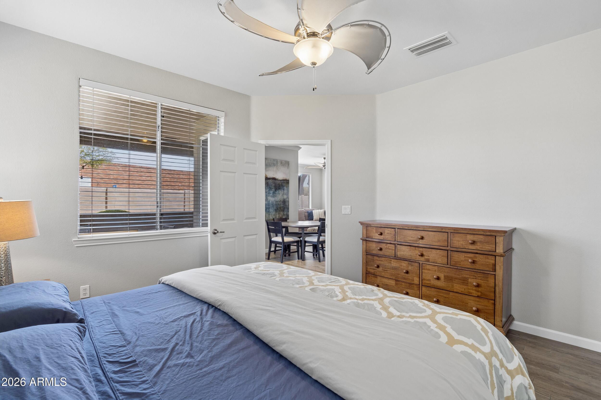 7009 E ACOMA Drive 1085