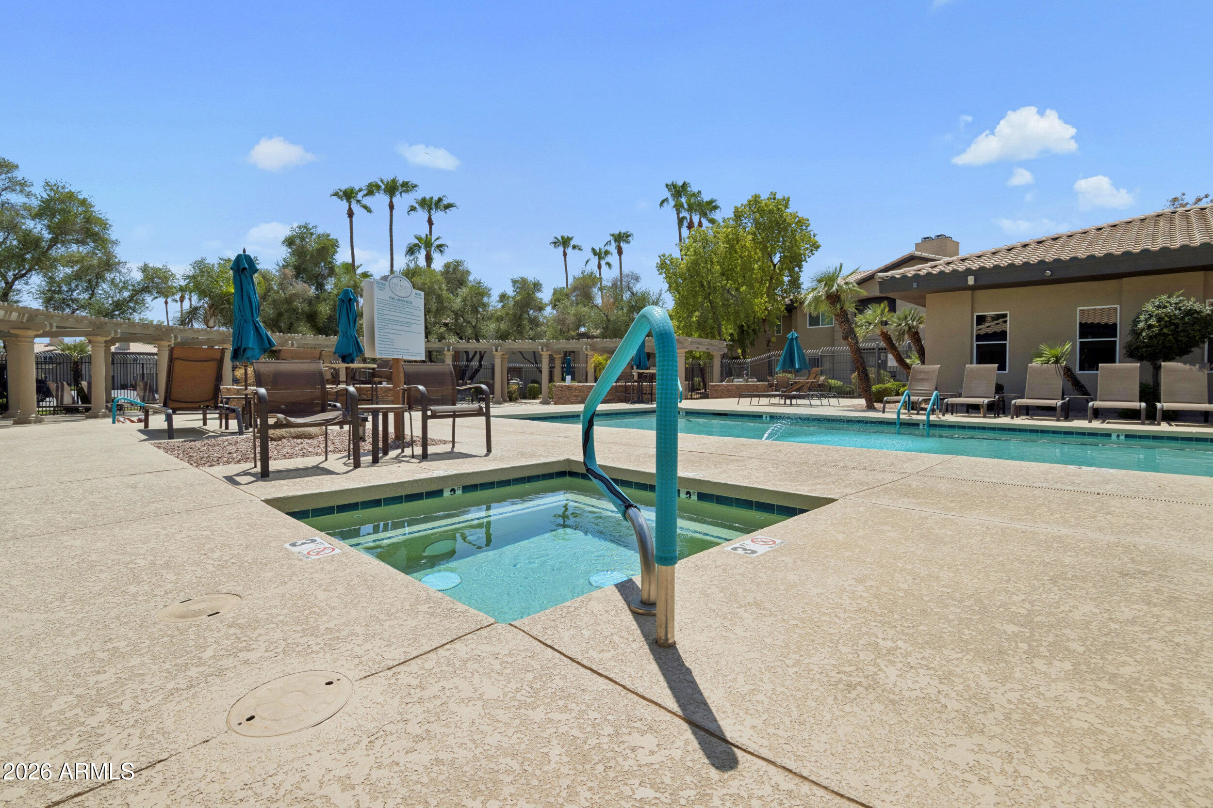7009 E ACOMA Drive 1085