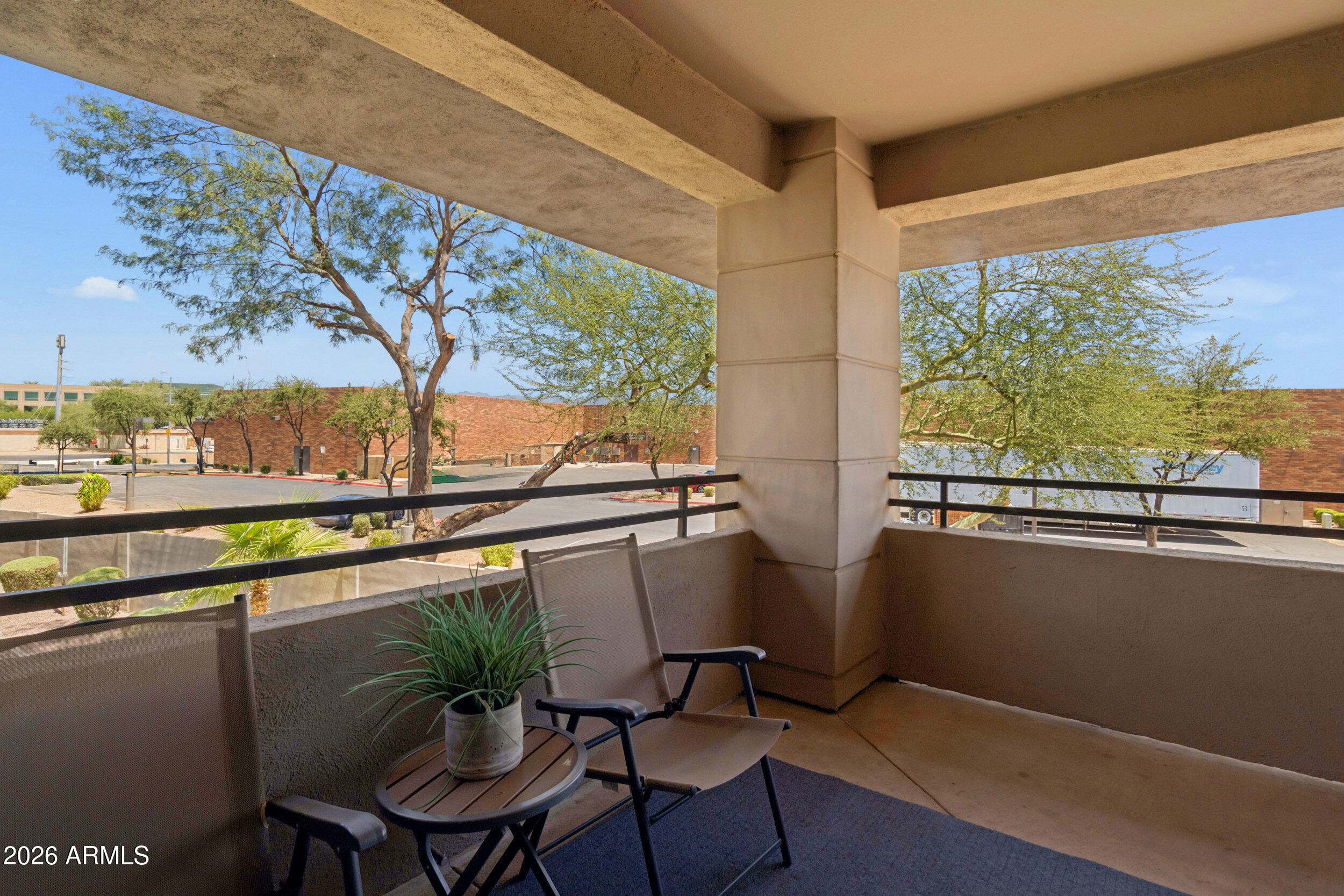 7009 E ACOMA Drive 2085