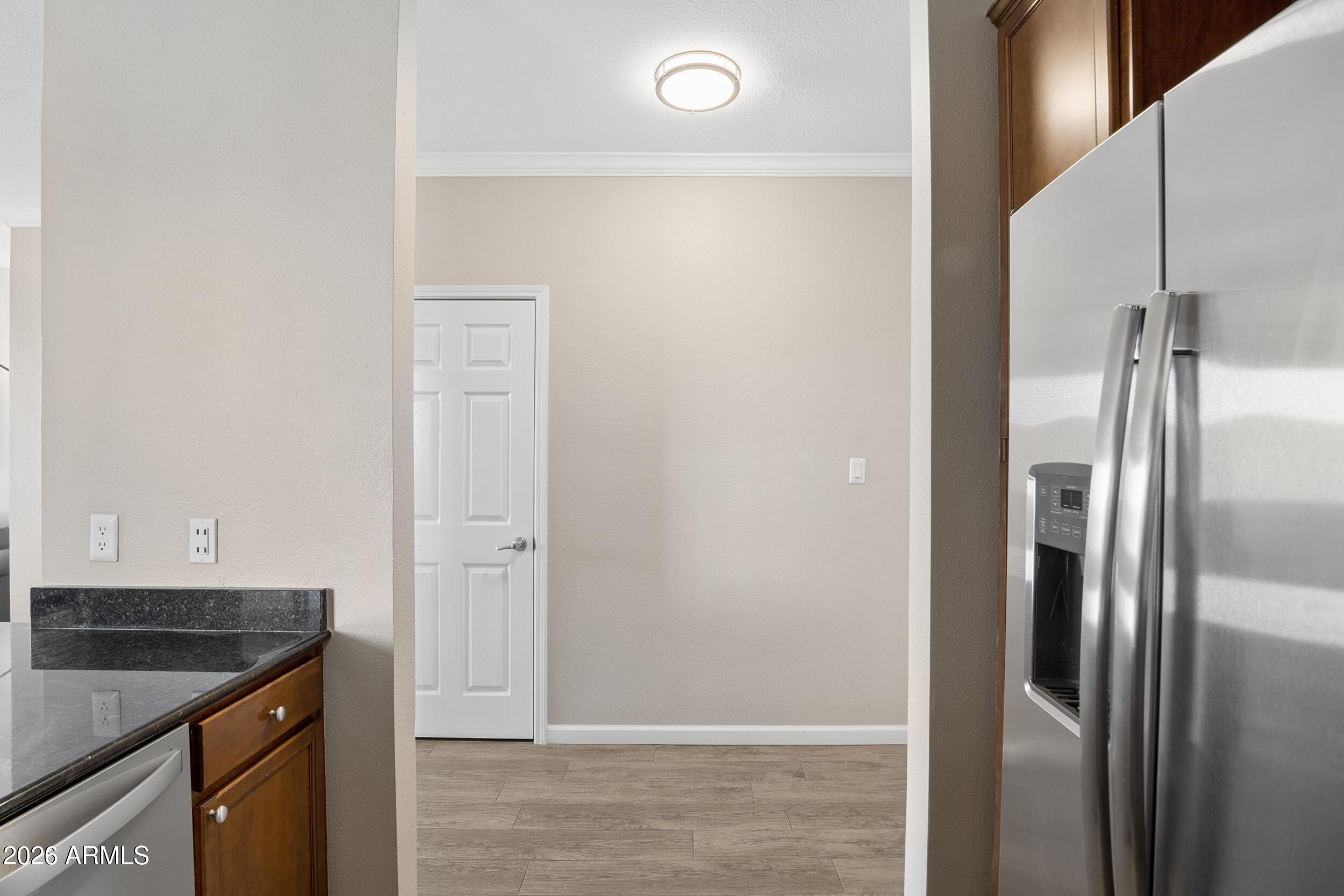 7009 E ACOMA Drive 2085