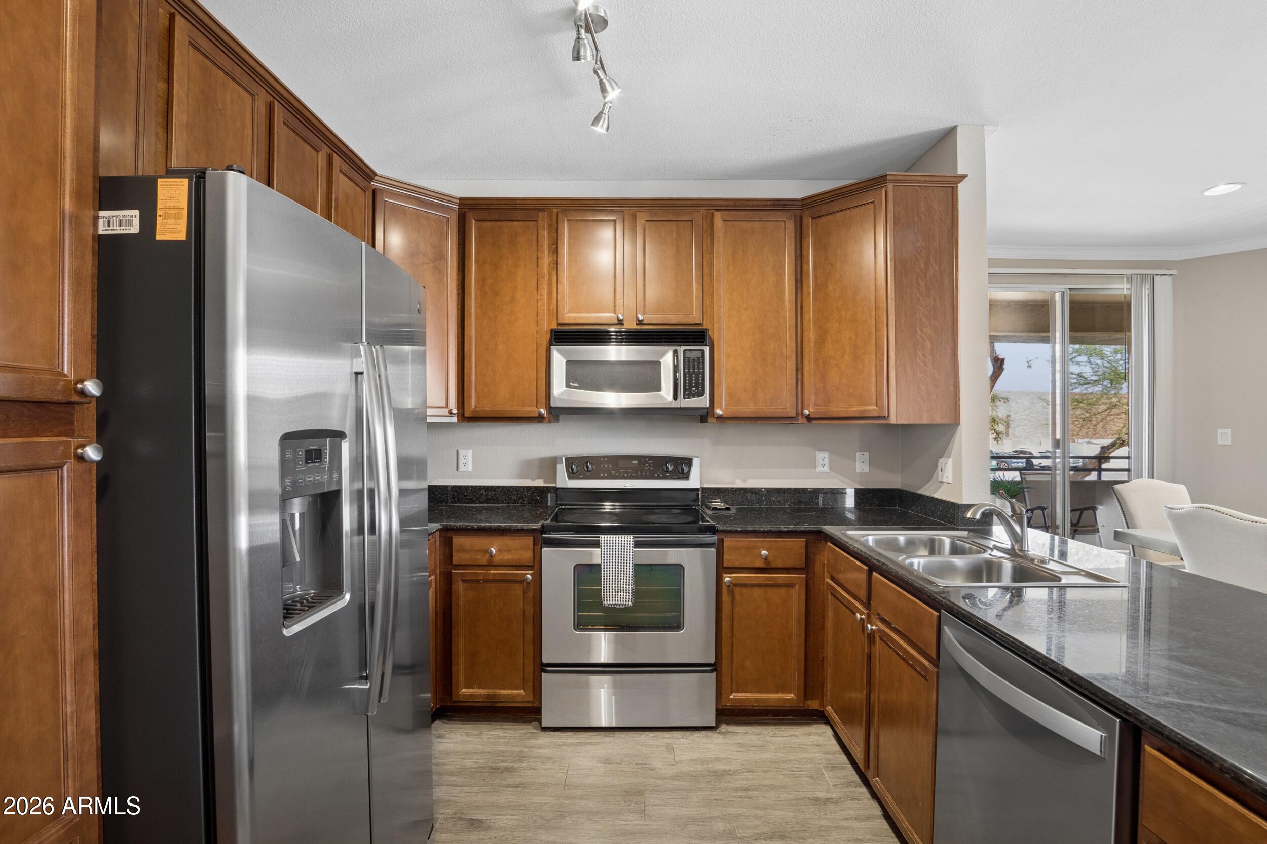 7009 E ACOMA Drive 2085