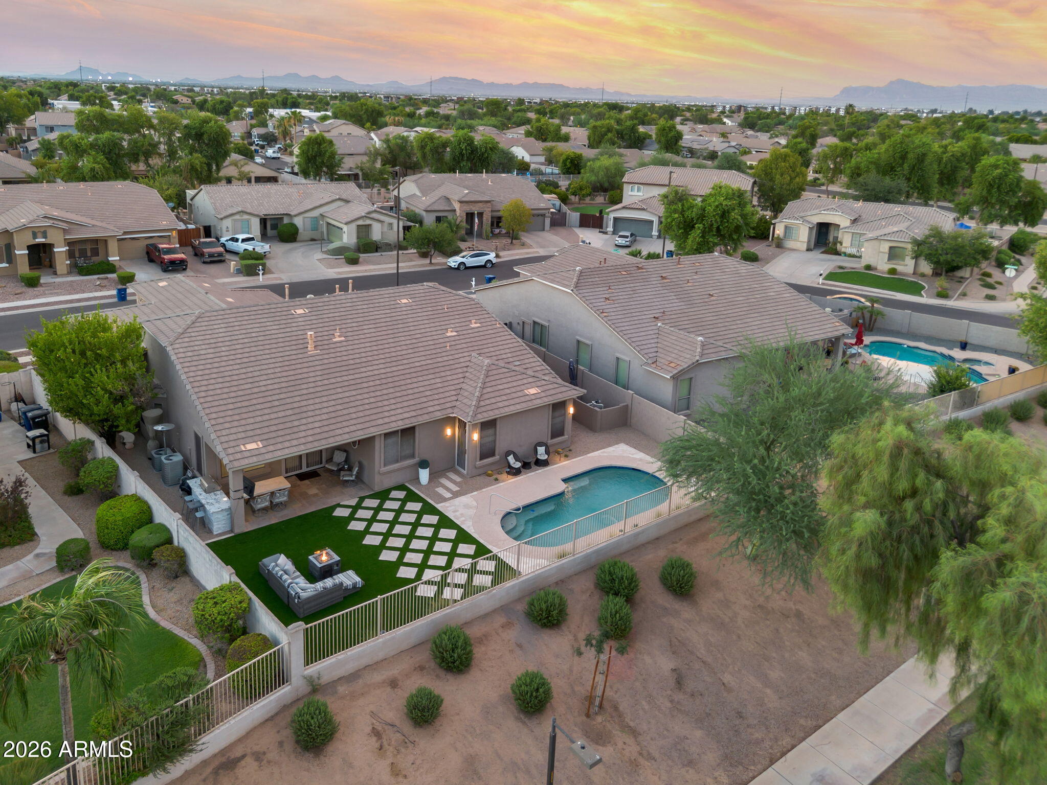 3355 E HOPKINS Road