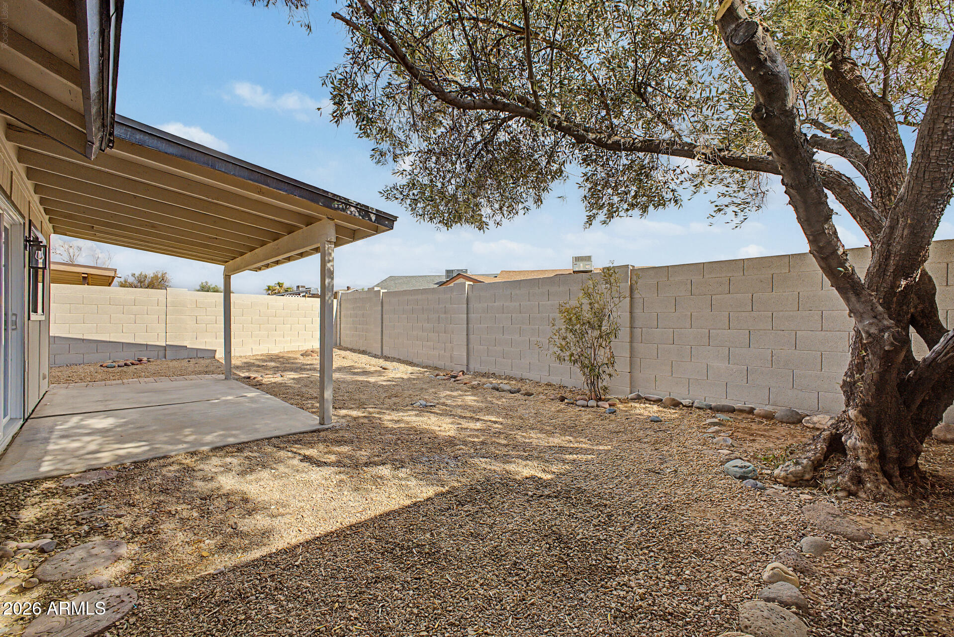 3033 W TONOPAH Drive