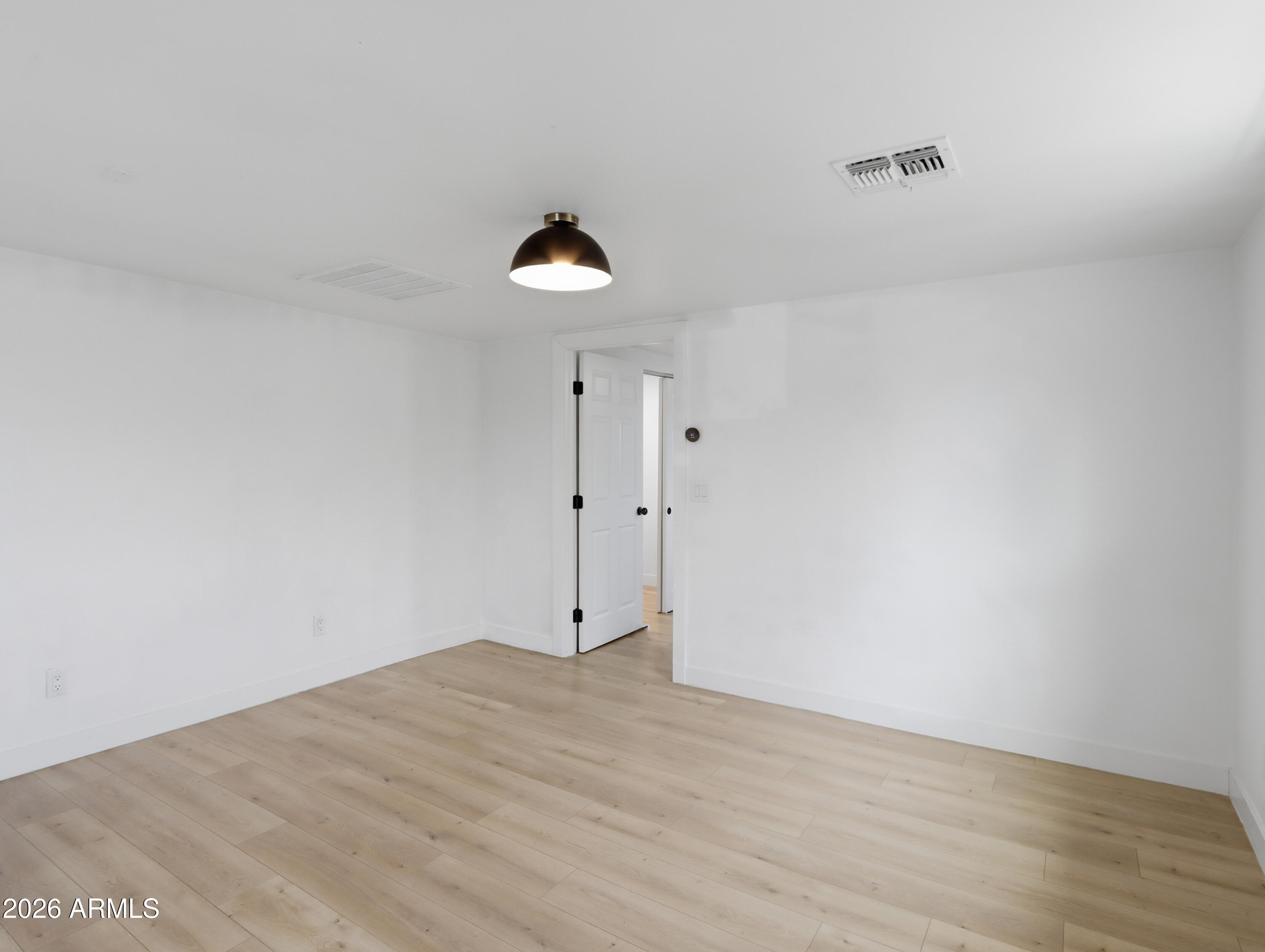 9047 N 9TH Street