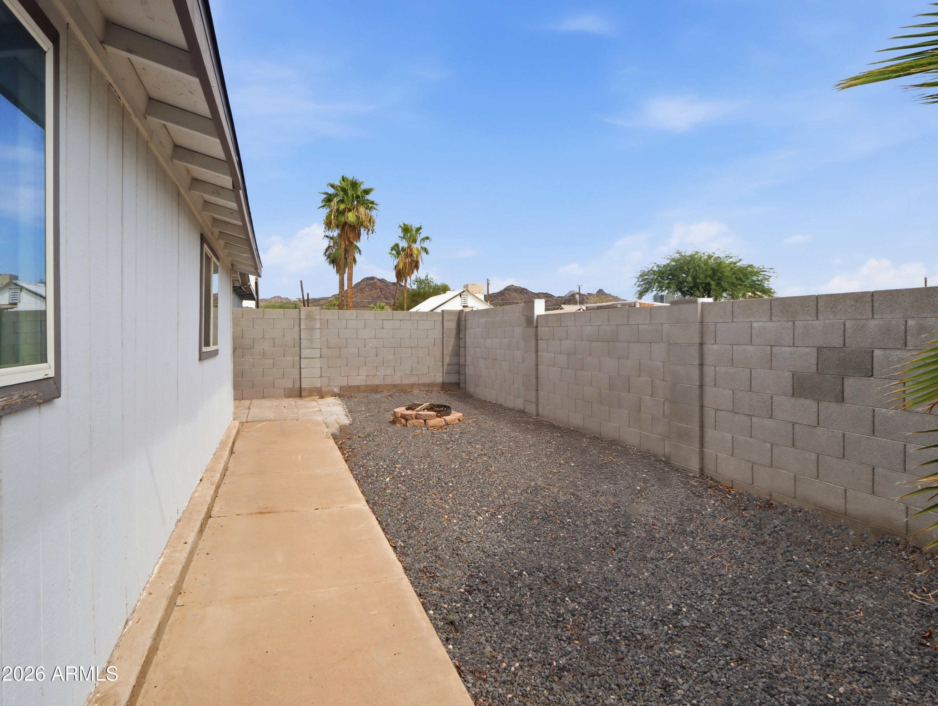 9047 N 9TH Street